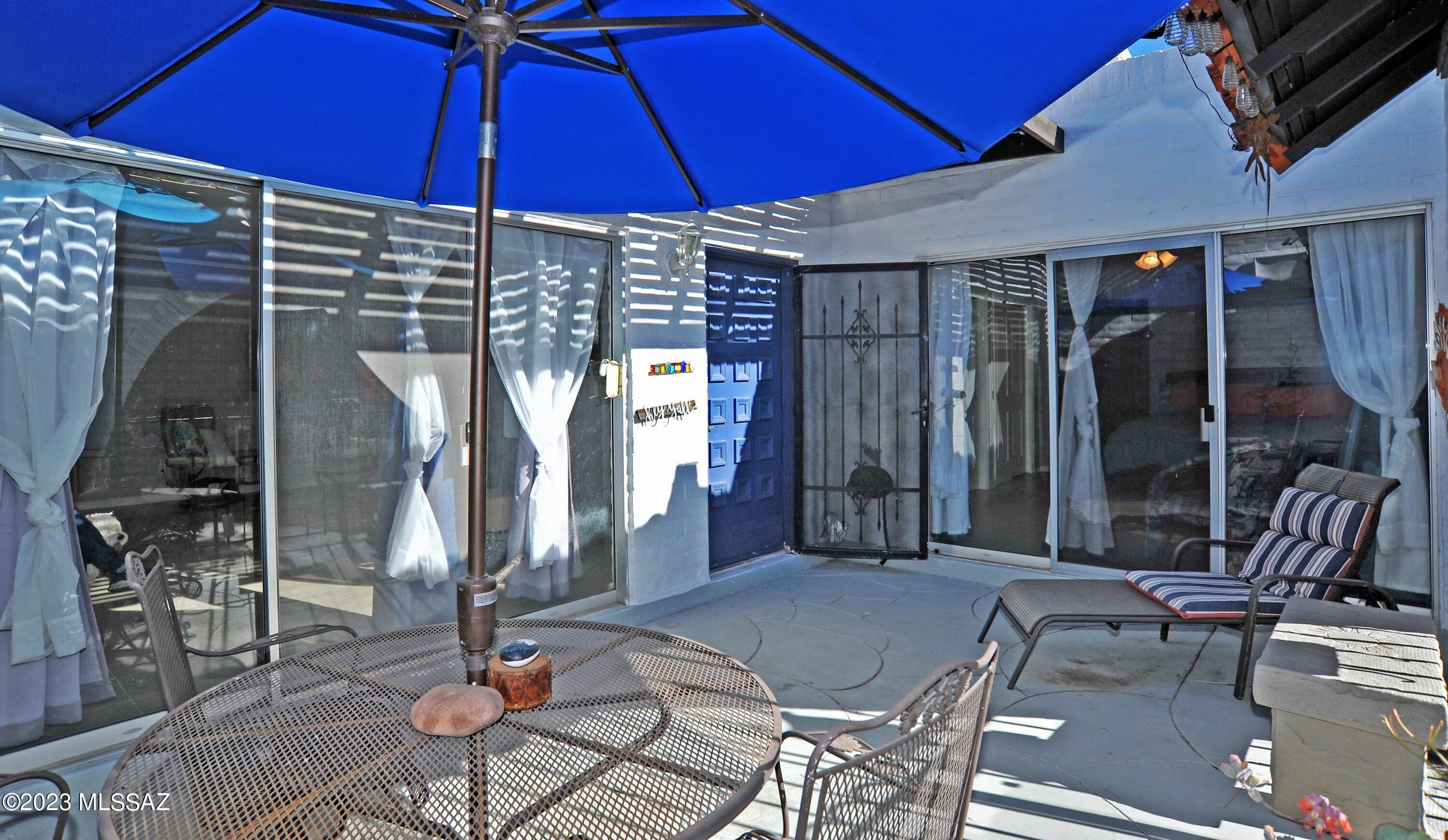 Las Lomitas (1) - Residential