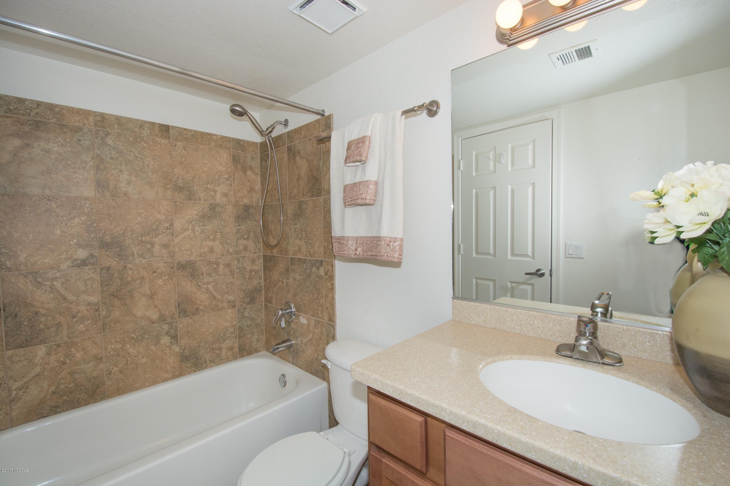 Greens at Ventana Canyon - Residential