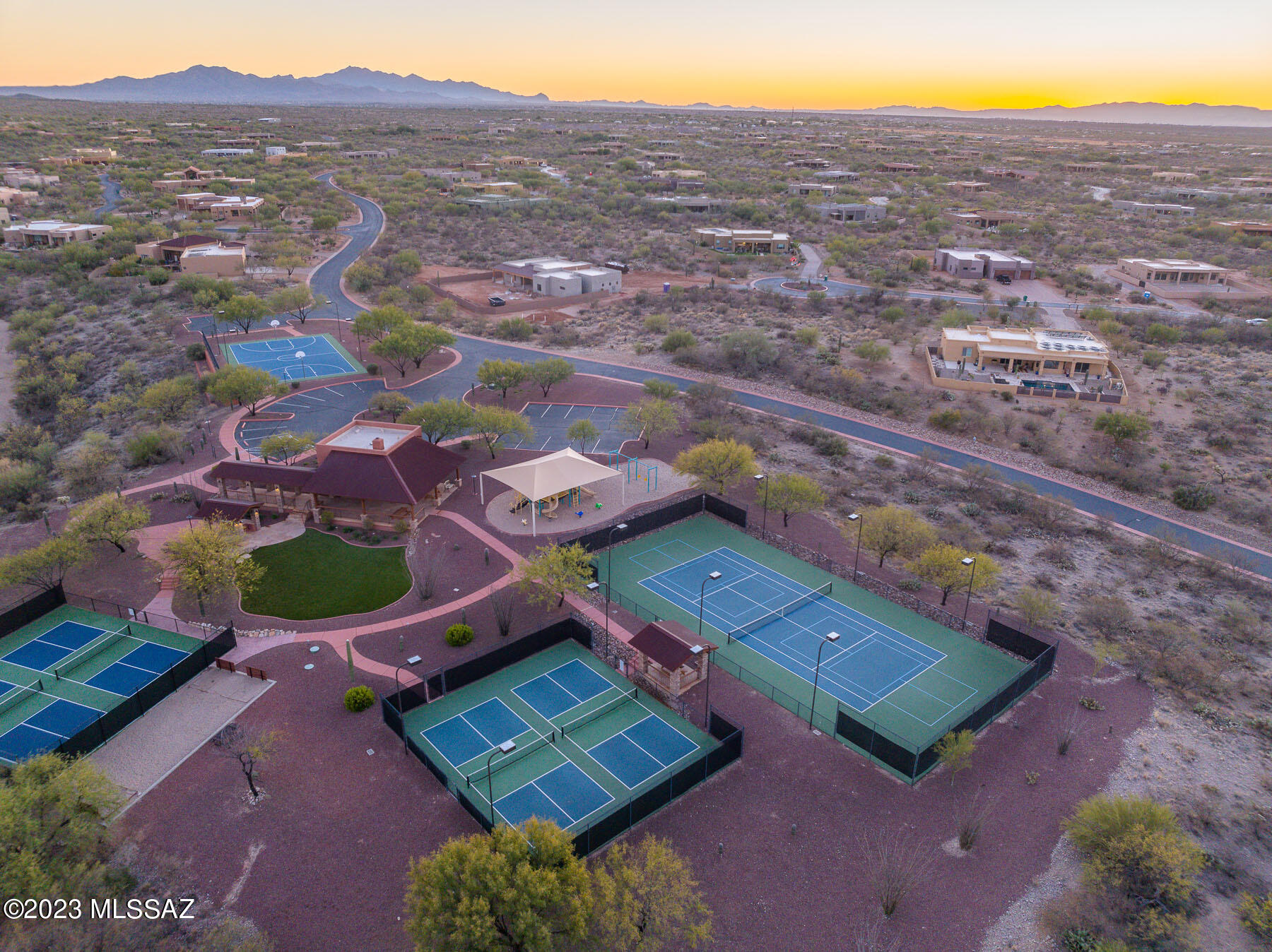 Coyote Creek (1-395) - Residential