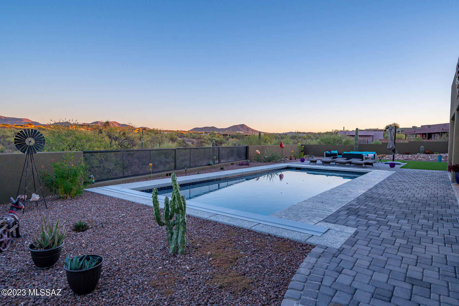 Coyote Creek (1-395) - Residential