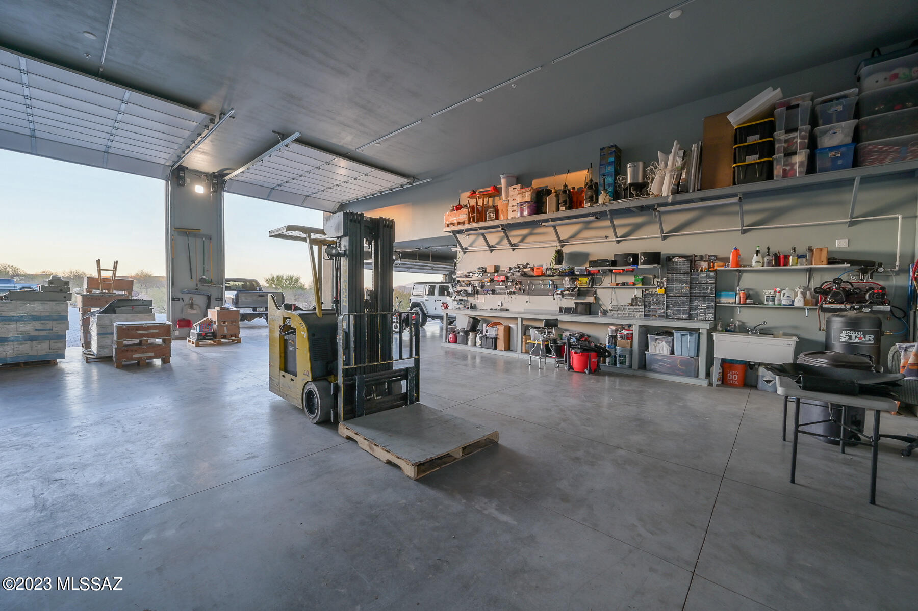 Coyote Creek (1-395) - Residential
