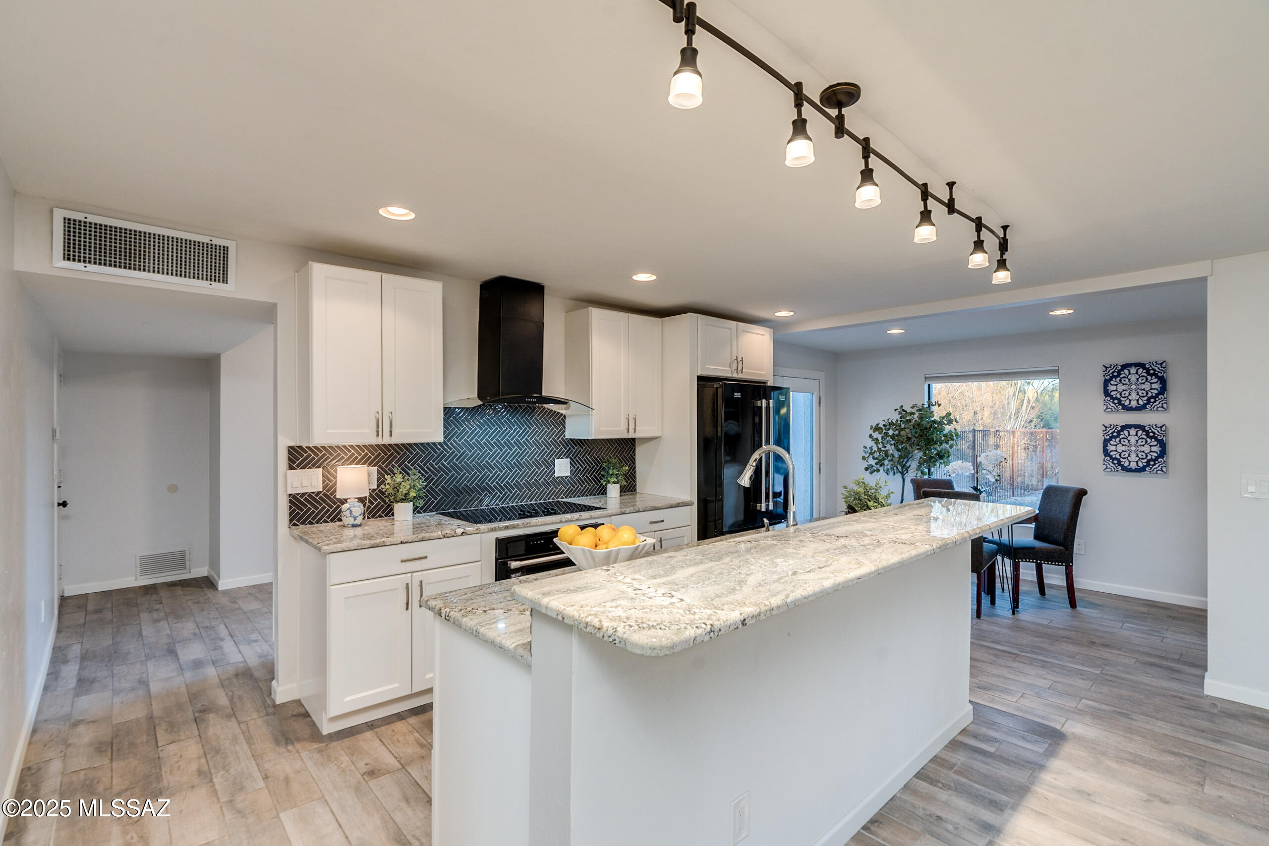 Catalina Foothills Estates NO. 7 - Residential