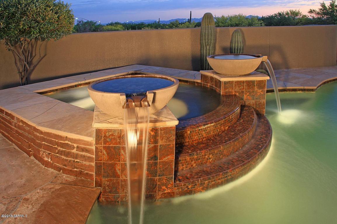 Honey Bee Ridge(The Estates At) - Residential