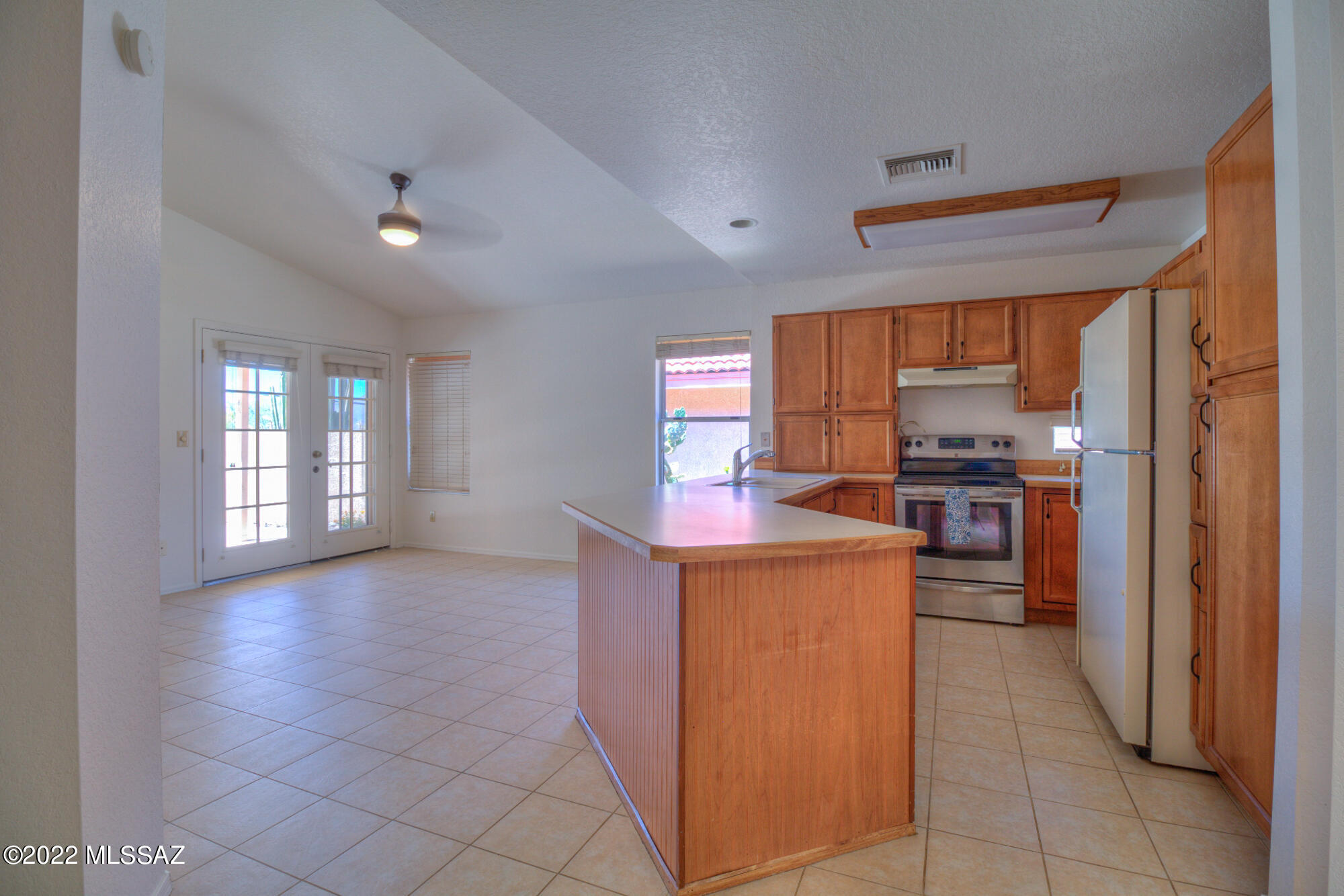 Country Highlands (1-180) - Residential