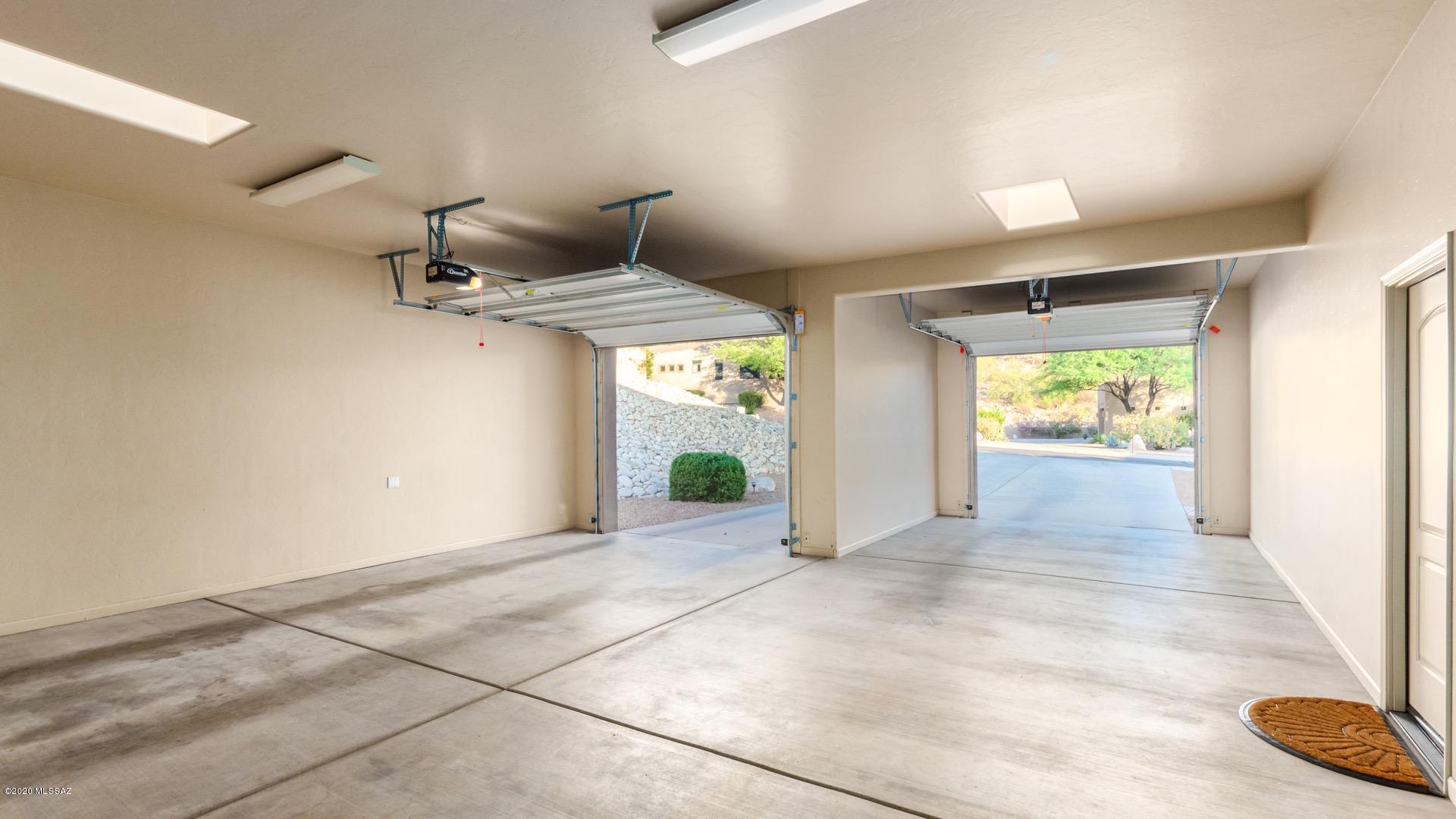 Sabino Mountain (1-290) - Residential