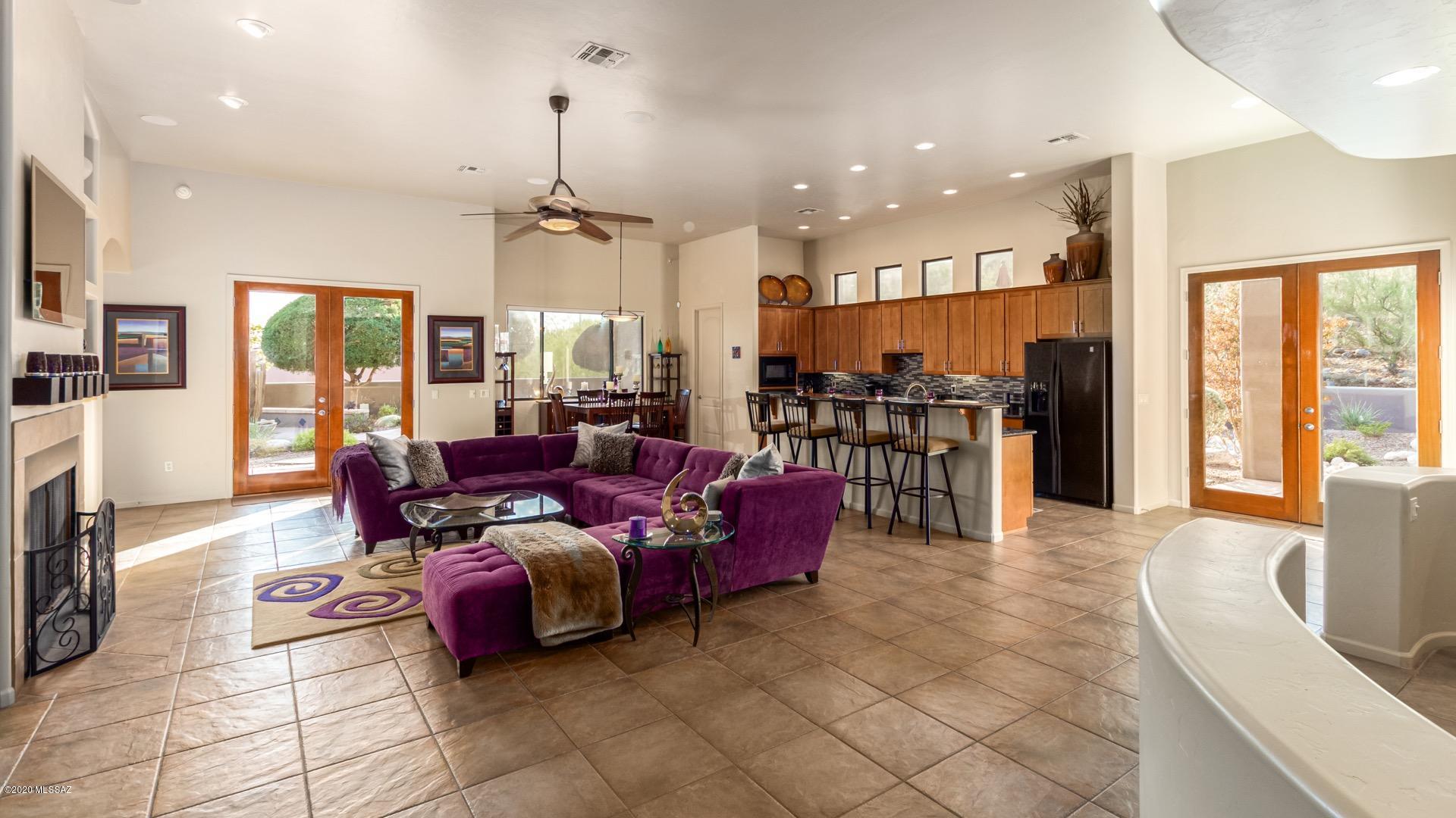 Sabino Mountain (1-290) - Residential