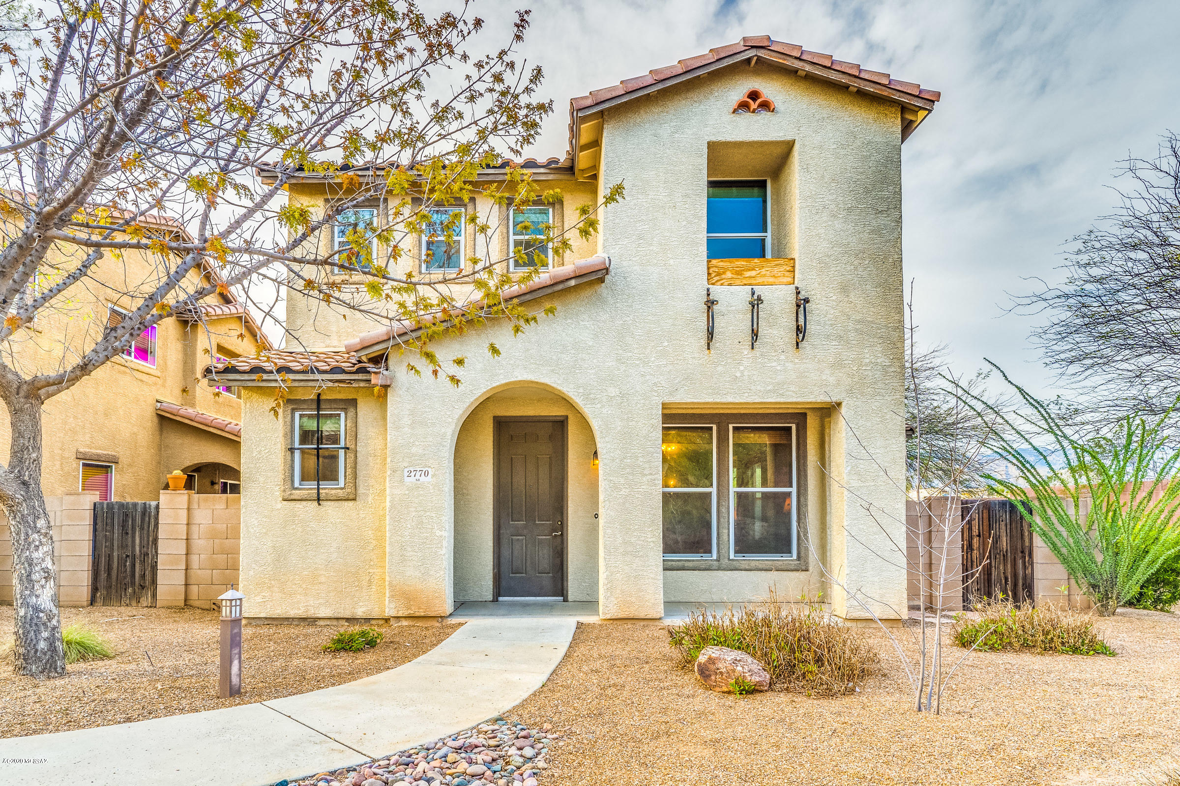Catalina Vistas - Residential