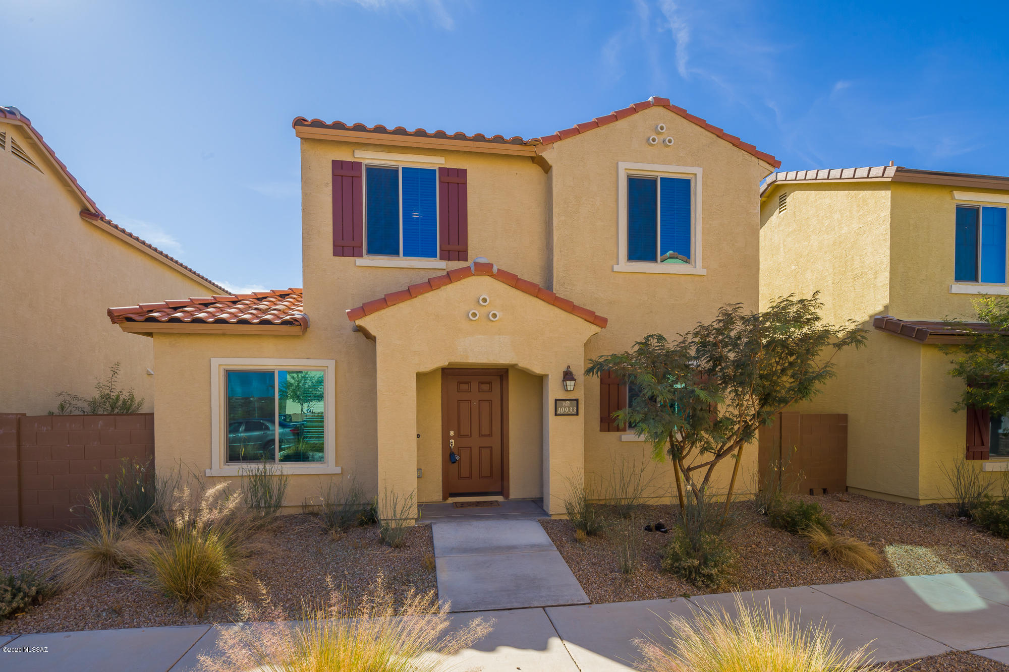 Too many upgrades to list in this truly move in ready home! 
Tastefully done wood floors, granite counter tops in the nicely updated kitchen, stainless appliances, luxurious master bath, fully landscaped yard, island in the kitchen with plenty of space to entertain, updated lighting fixtures & more! This home will truly impress you!