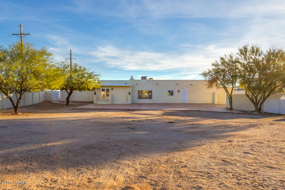 Sunset Manor(1-92) - Residential