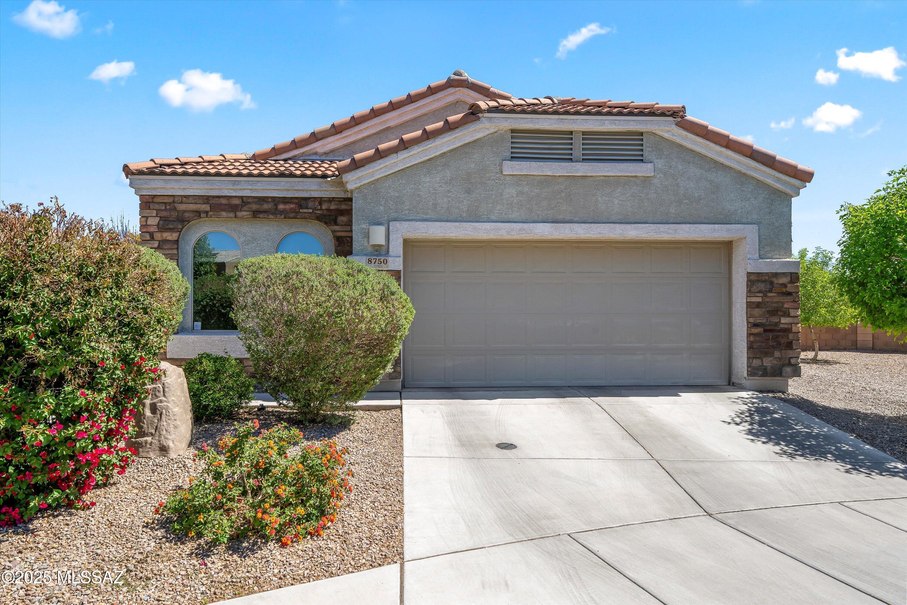 Welcome to this beautifully maintained 3 bedroom, 2 bathroom home, located in a sought-after gated community adjacent to Quarry Pines Golf Club! This home features newer flooring, no carpet  providing a clean and modern feel. The open-concept layout is perfect for entertaining, with a spacious living area and kitchen featuring stylish finishes.

Enjoy the community amenities, including a sparkling pool and a scenic park, perfect for relaxation and recreation. Conveniently located in a prime area with easy access to shopping, dining, and top-rated schools. Don't miss your chance to own this move-in-ready gem!