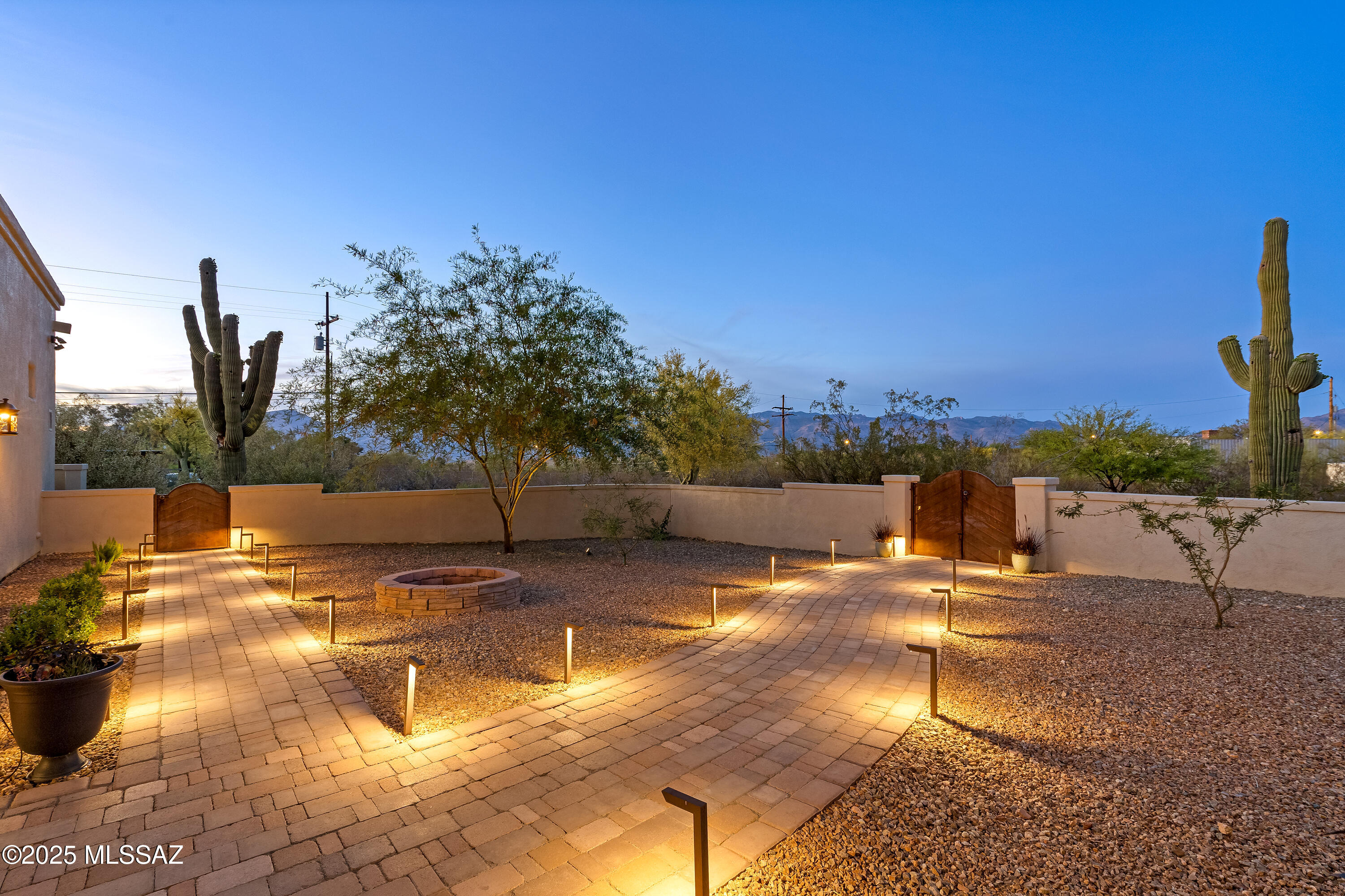 Halcyon Acres - Residential