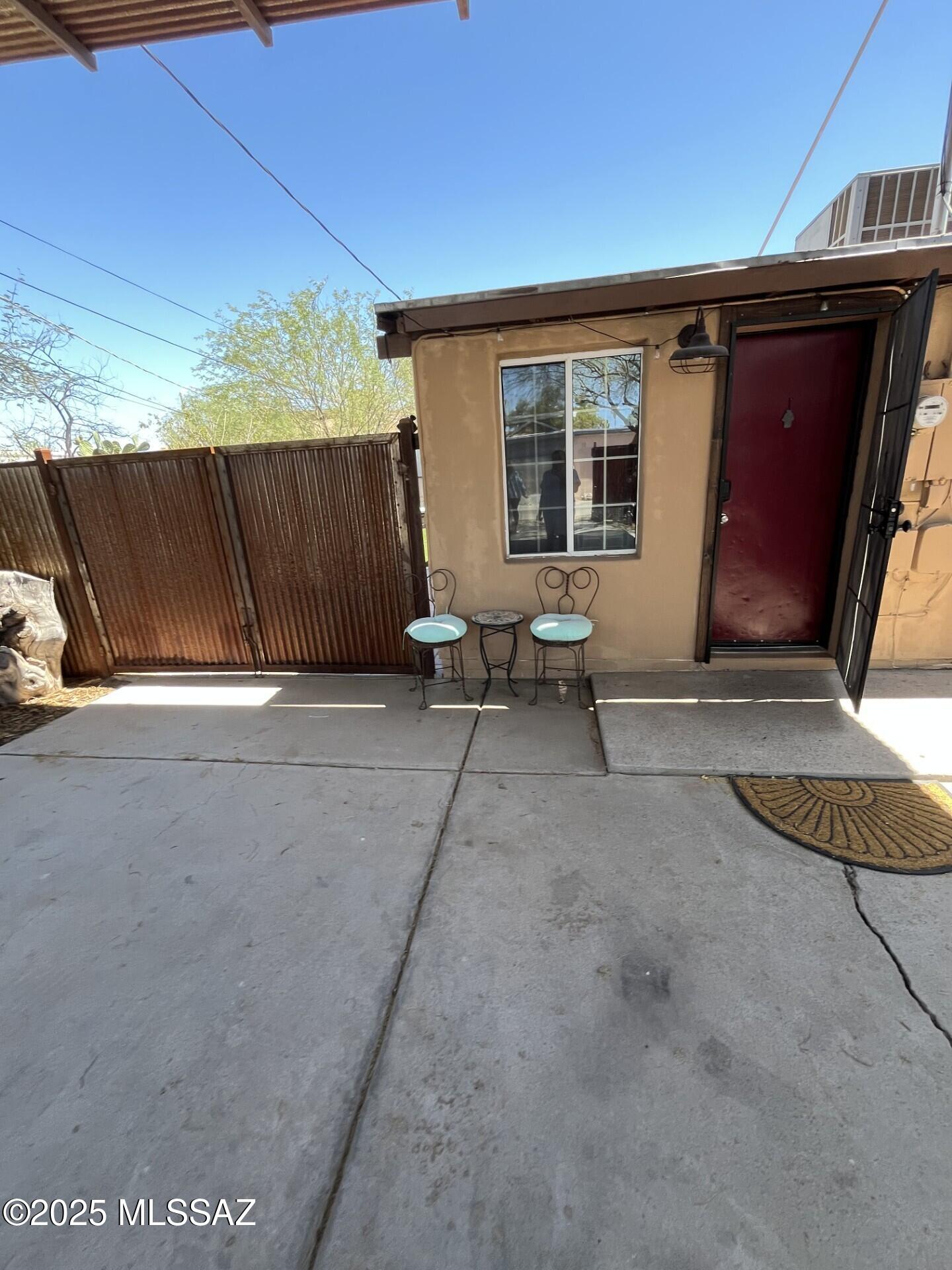 El Rio Park - Residential Lease