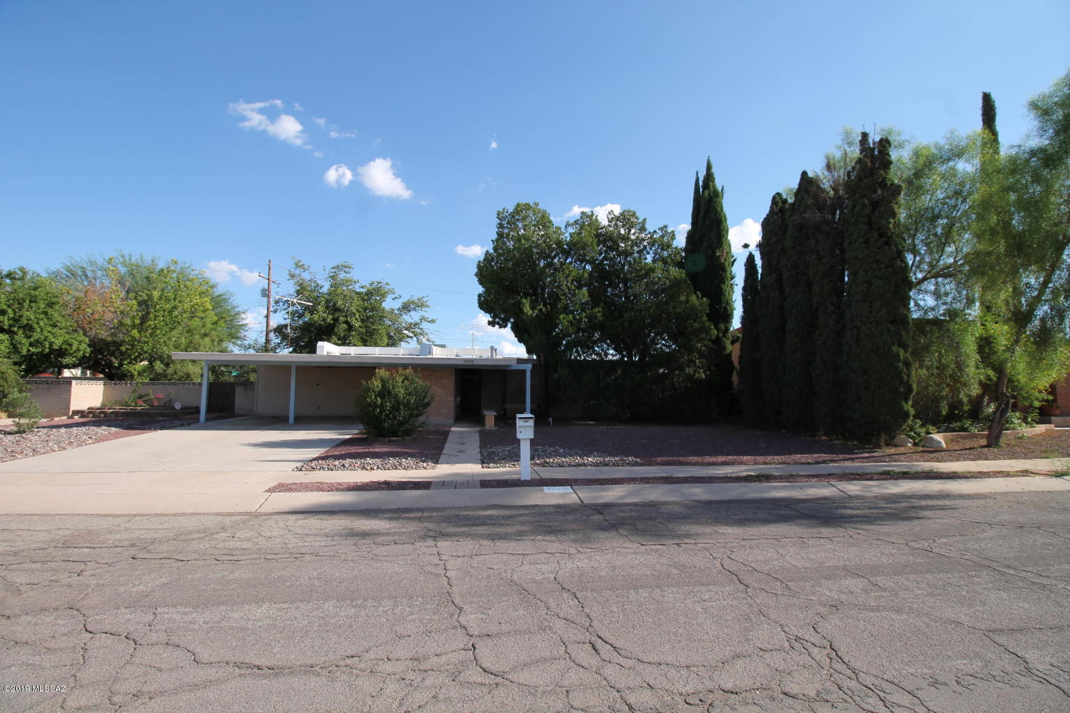 Carriage Hill NO. 3  Blk 1 - Residential Lease