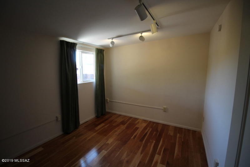 Carriage Hill NO. 3  Blk 1 - Residential Lease
