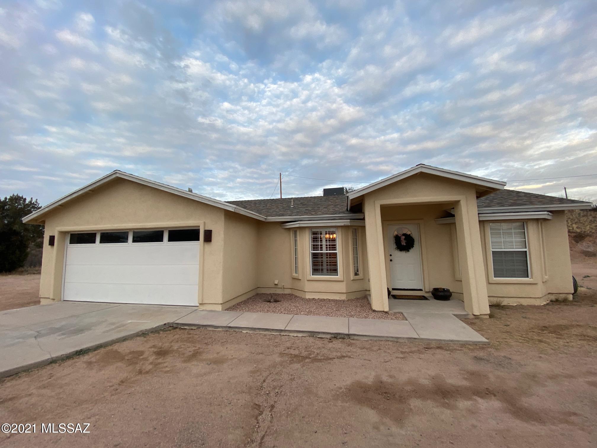 Nice move-in ready house. SS appliances including new refrigerator. New HVAC unit has been installed three months ago. A must see!