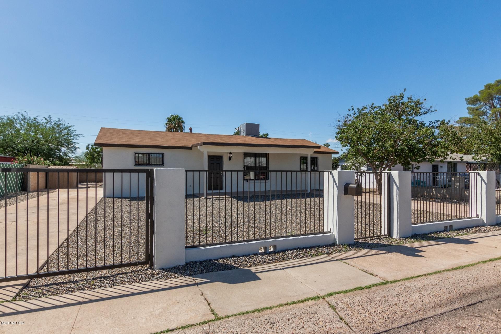Situated in Mission Manor is a charming 3 bedroom home! Step inside and you are greeted with an open family room with tile flooring throughout the home and natural lighting. Kitchen includes white cabinetry with a dual sink and granite countertops. Spacious bedrooms with updated modern bathroom vanities. Your outdoor space is low maintenance with outside laundry hook-ups! Schedule your private showing today.