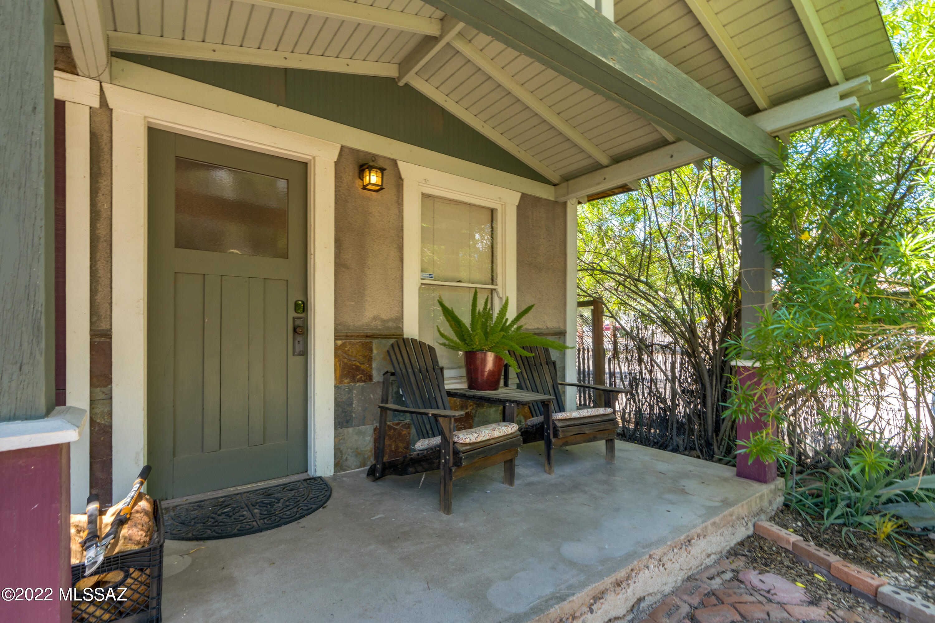 Unsubdivided - Residential Income