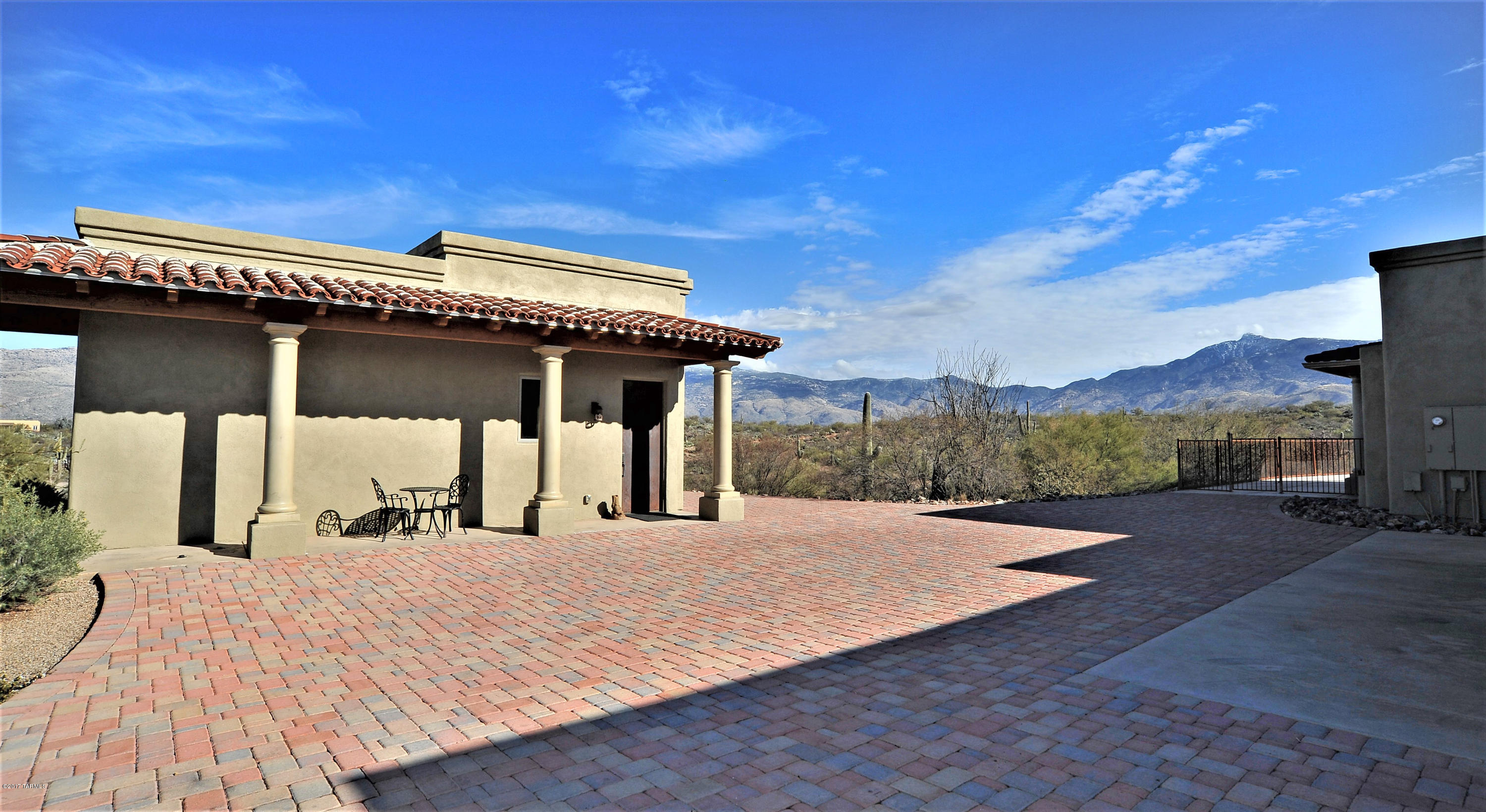 Coyote Creek (1-395) - Residential