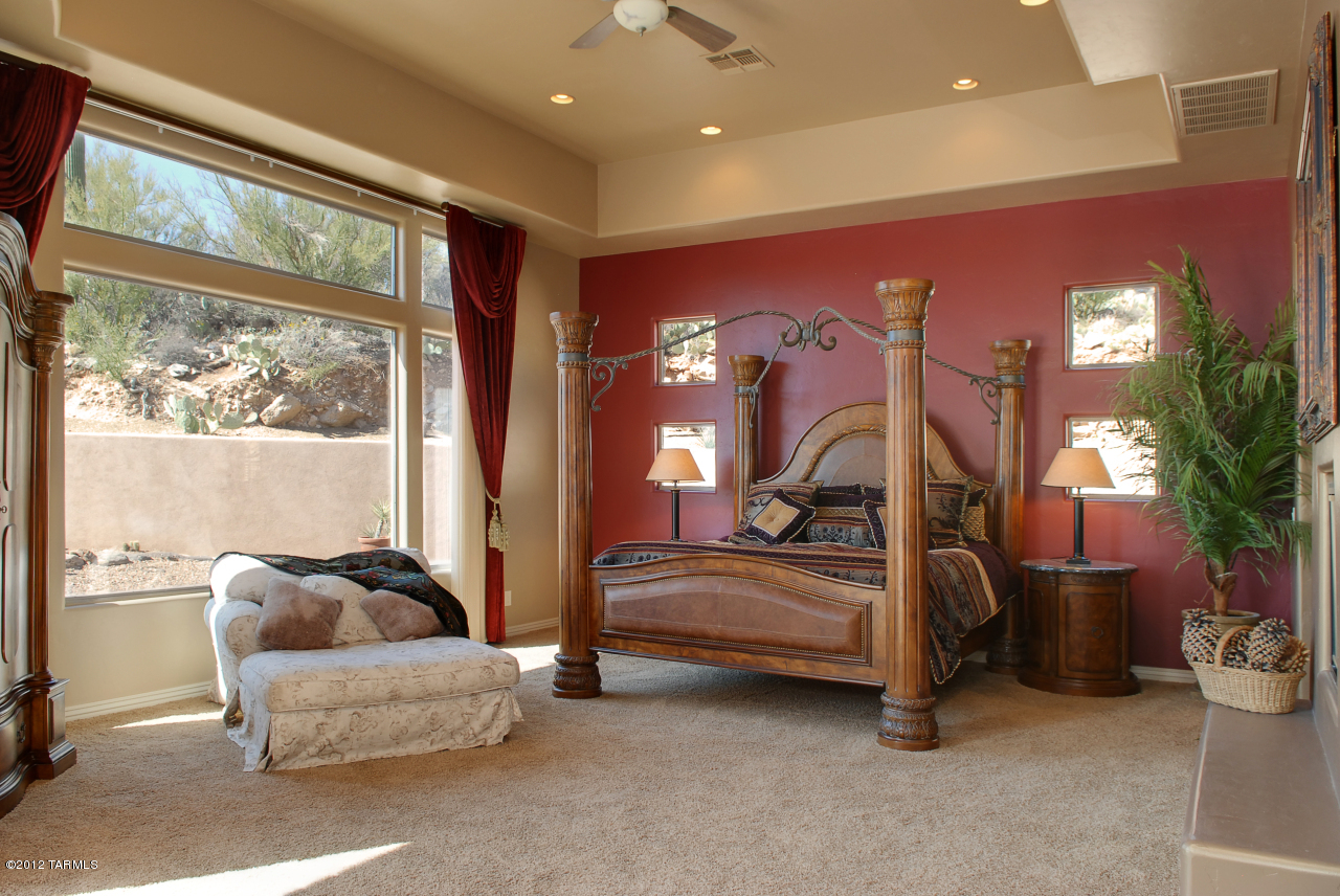 Honey Bee Ridge(The Estates At) - Residential