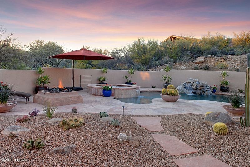 Honey Bee Ridge(The Estates At) - Residential