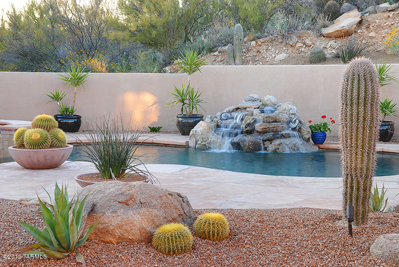 Honey Bee Ridge(The Estates At) - Residential