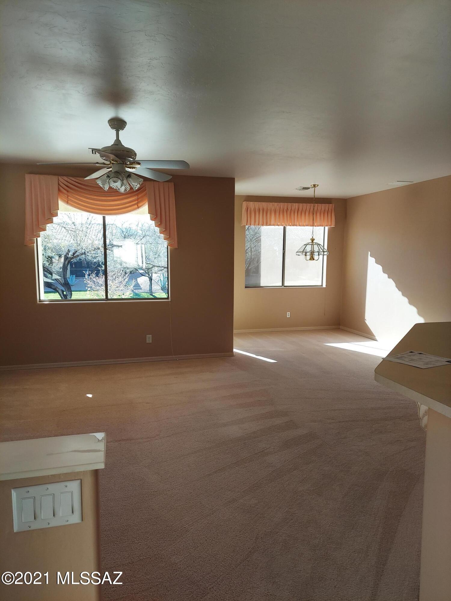 Las Campanas Village (1-111) - Residential