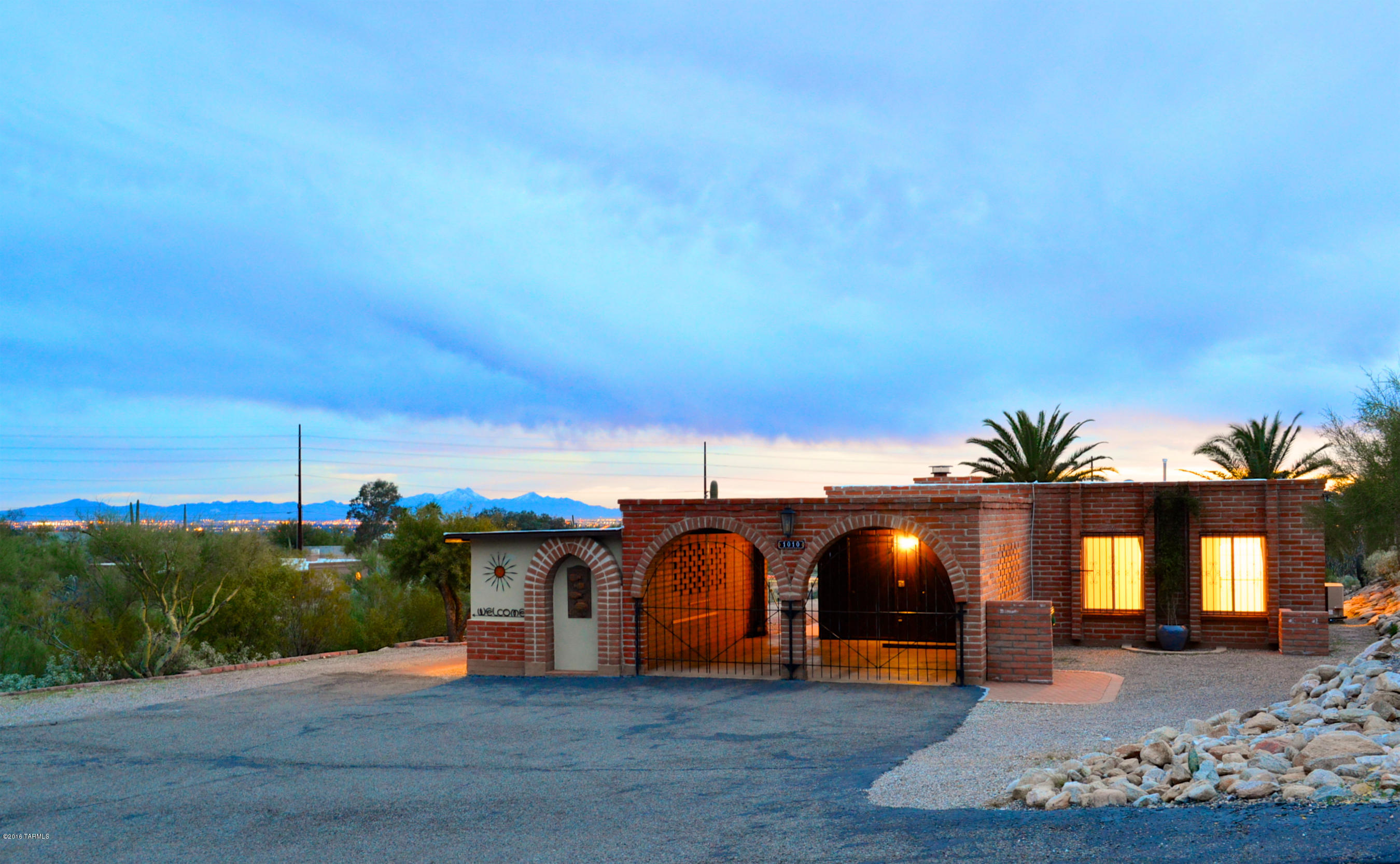 Shadow Roc (81-141) - Residential