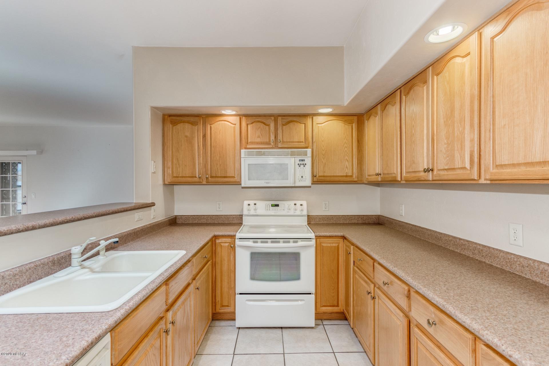 La Esperanza Town Homes (1-26) - Residential
