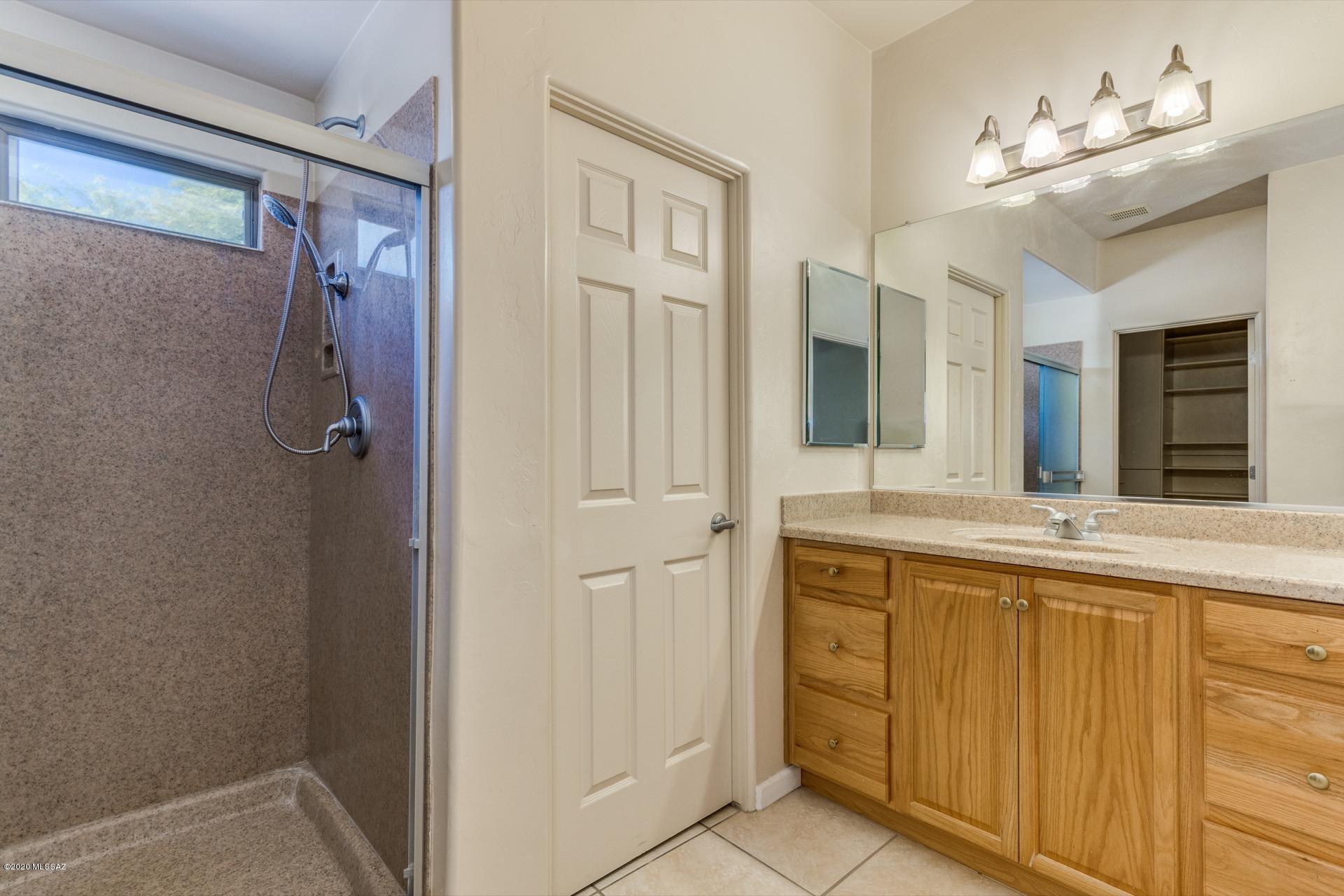 La Esperanza Town Homes (1-26) - Residential
