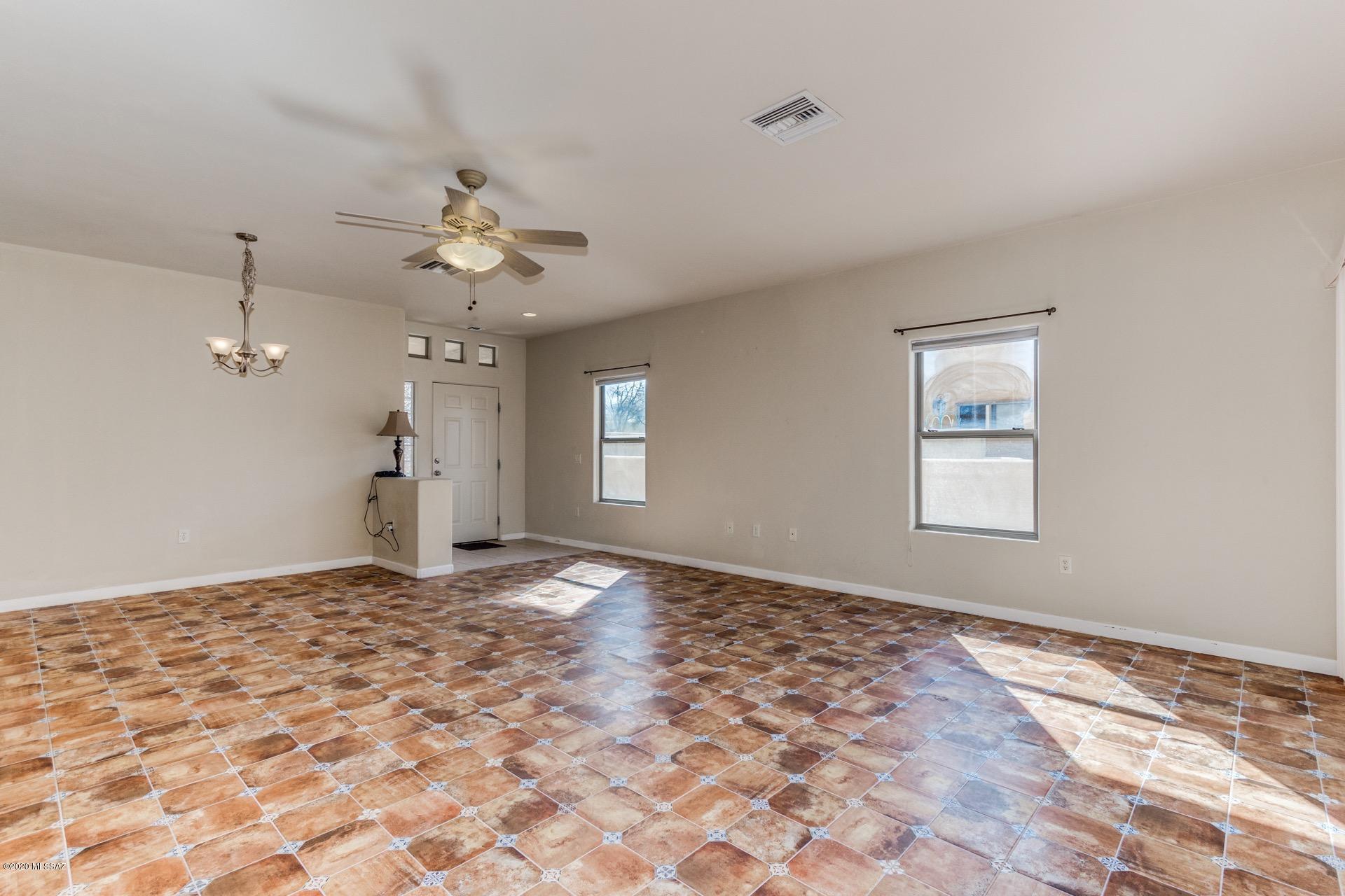 La Esperanza Town Homes (1-26) - Residential