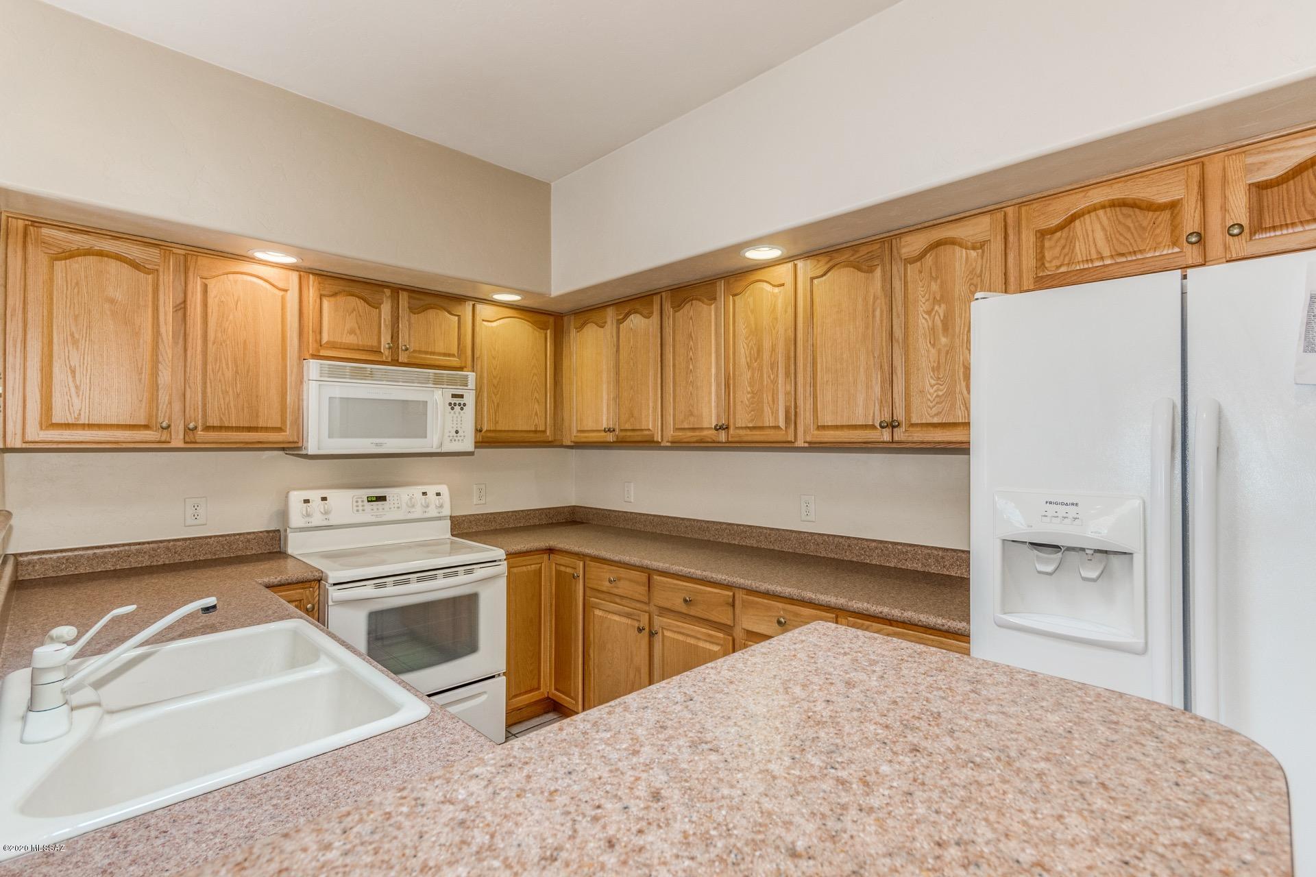 La Esperanza Town Homes (1-26) - Residential