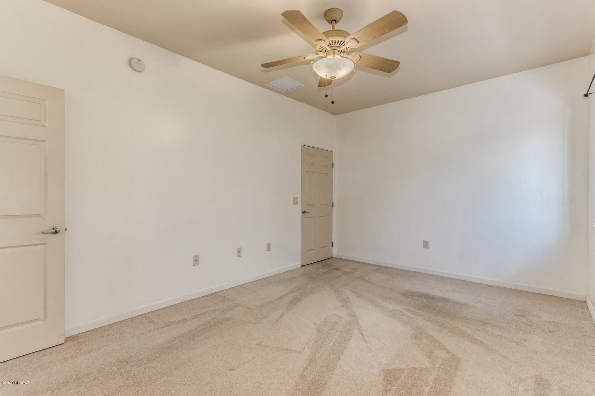 La Esperanza Town Homes (1-26) - Residential