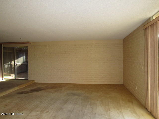 Carriage Hill NO. 5 (525-595) - Residential