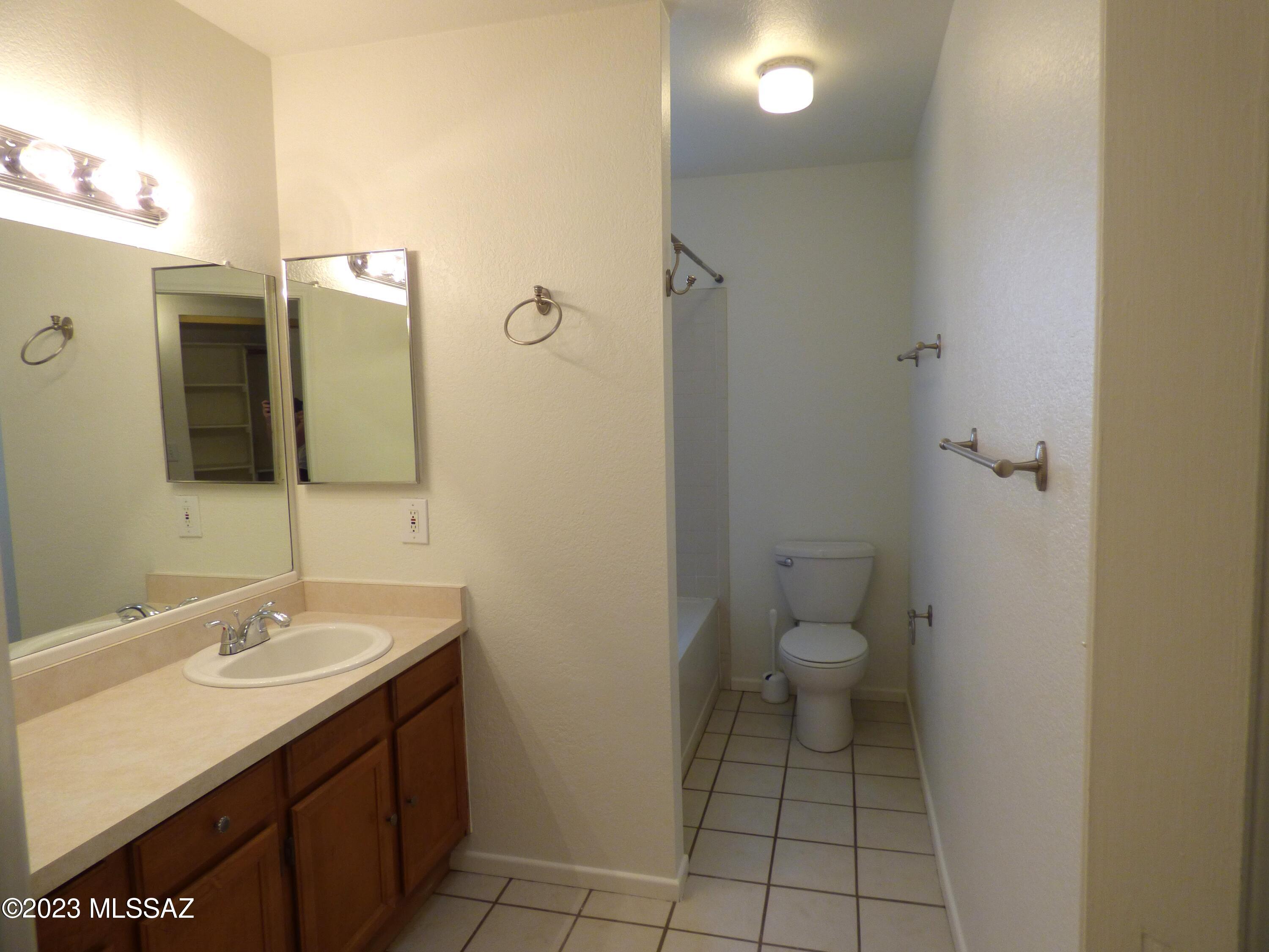 Meadowbrook (1-56) - Residential Lease