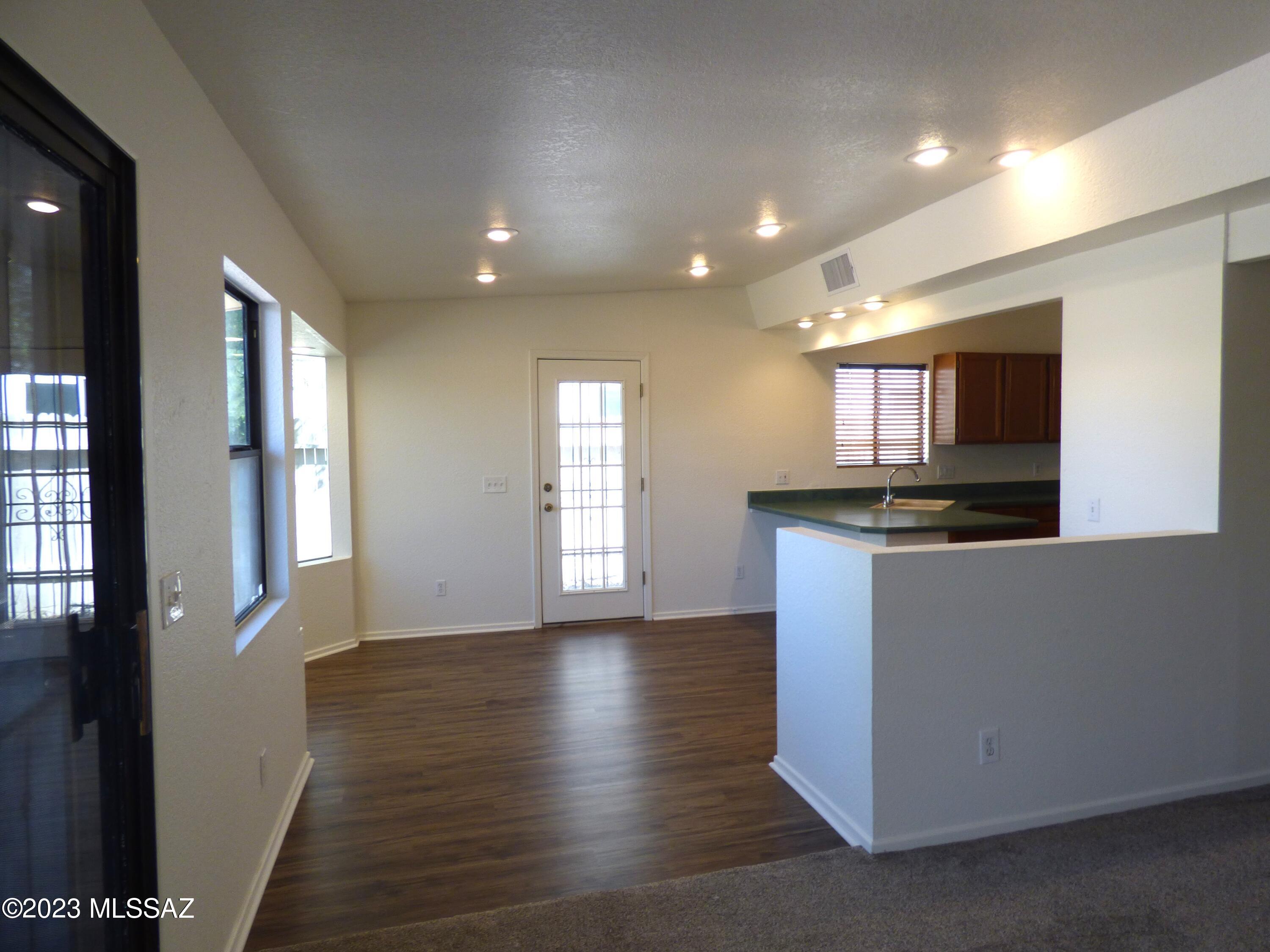 Meadowbrook (1-56) - Residential Lease