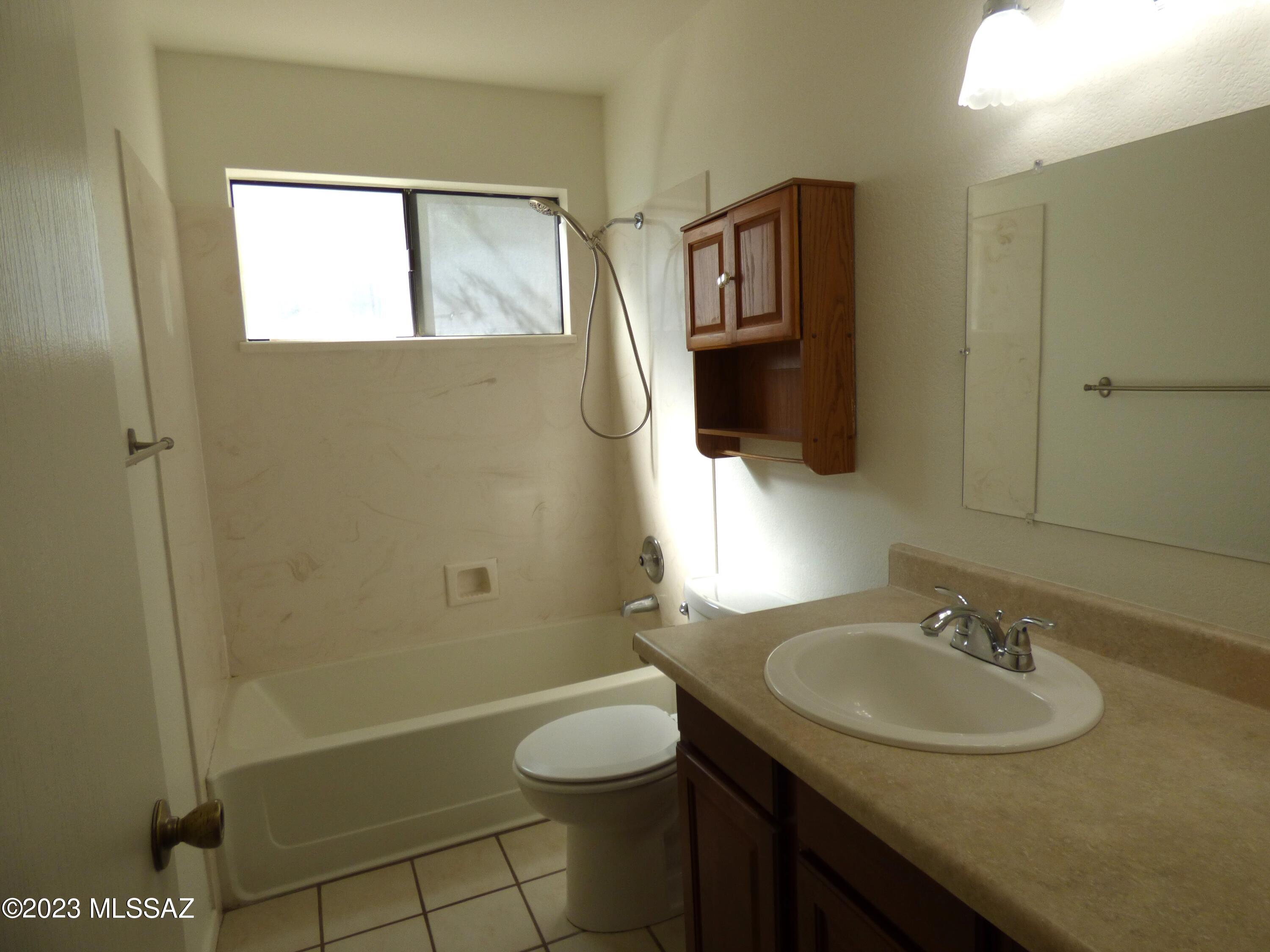Meadowbrook (1-56) - Residential Lease