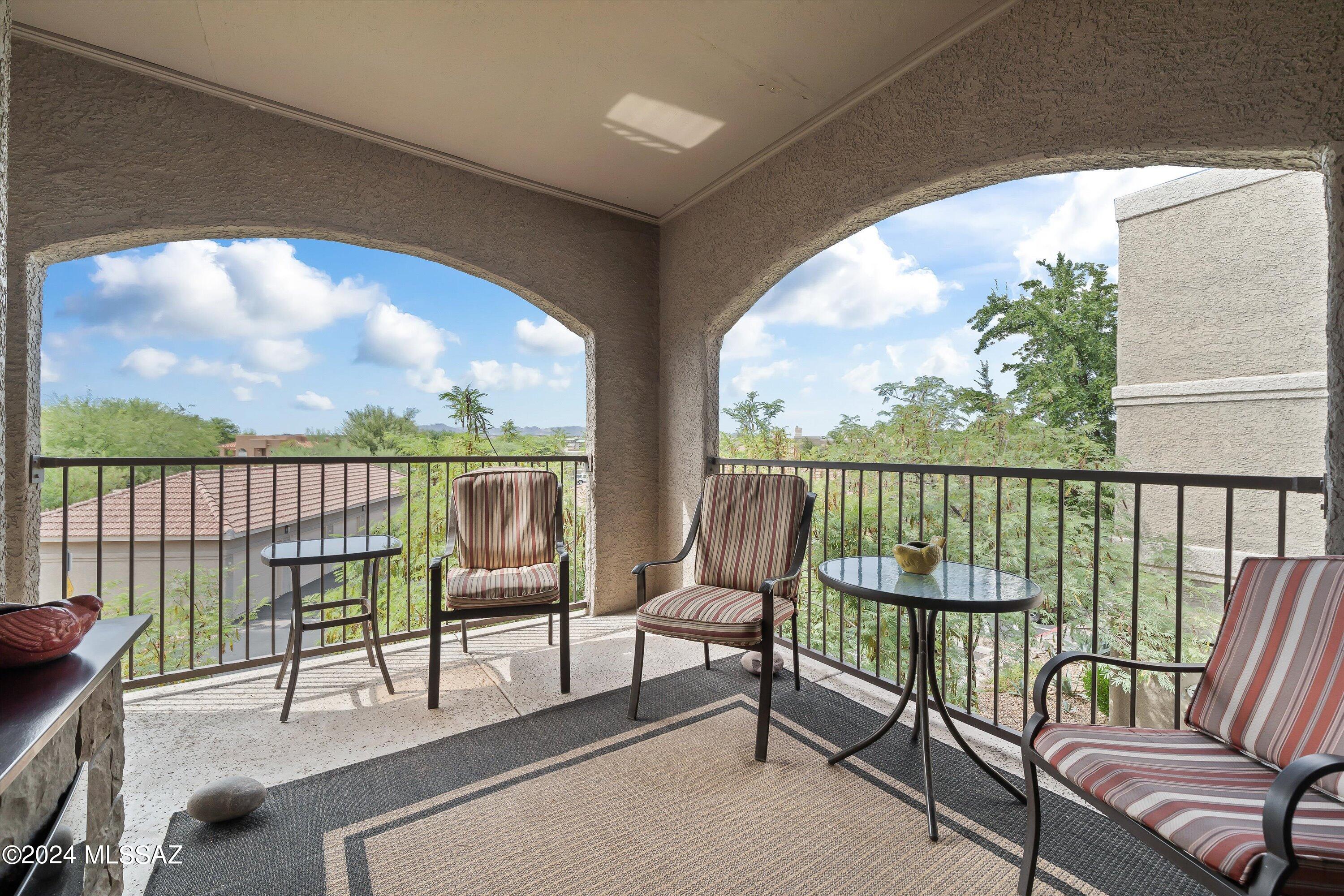 The Boulders at La Reserve Condominiums - Residential