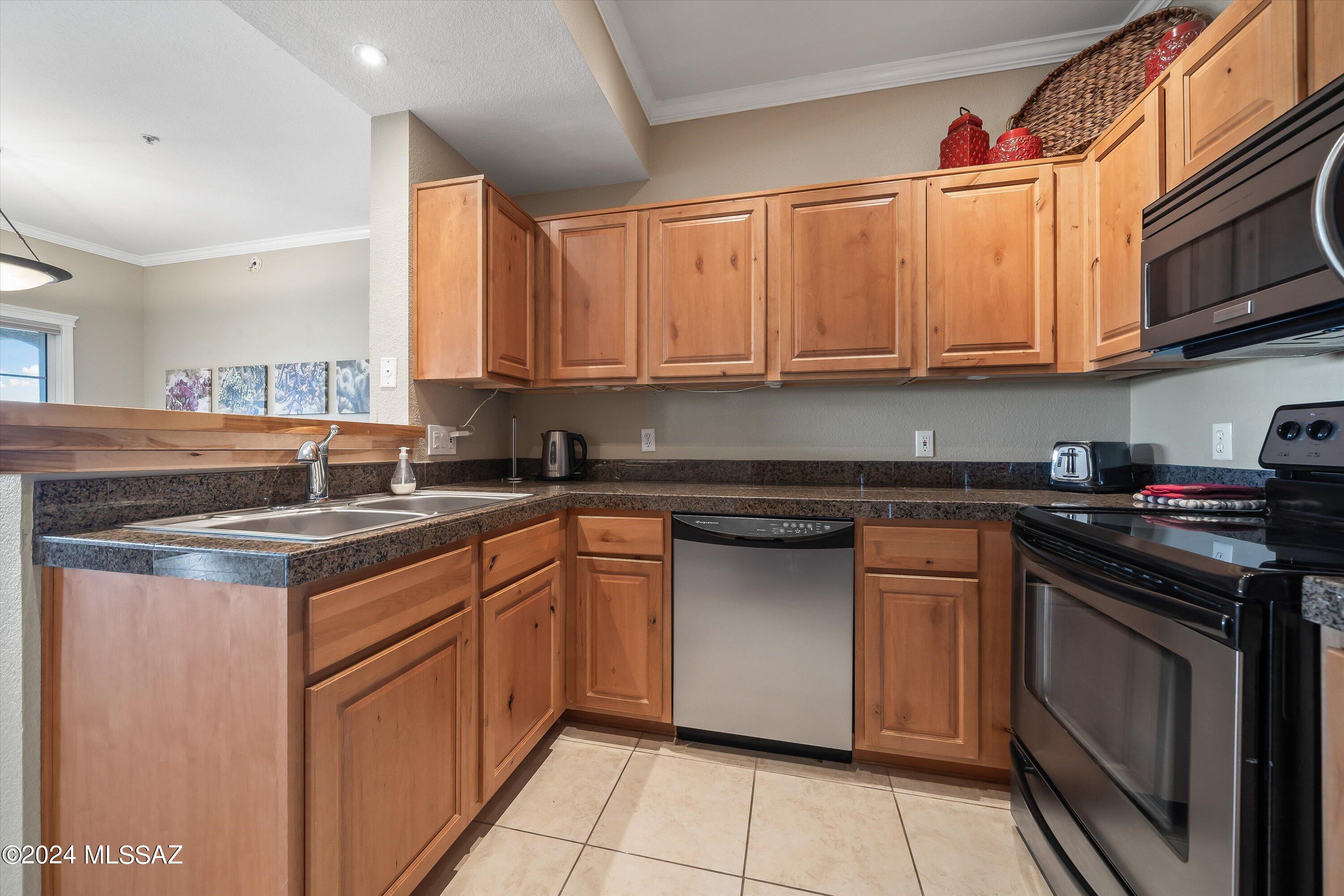 The Boulders at La Reserve Condominiums - Residential