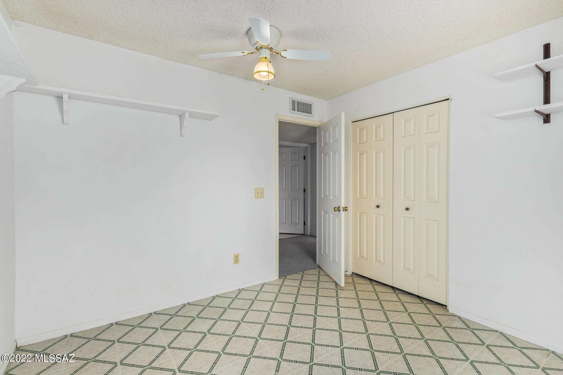 Del Cerro Estates (27-74) - Residential