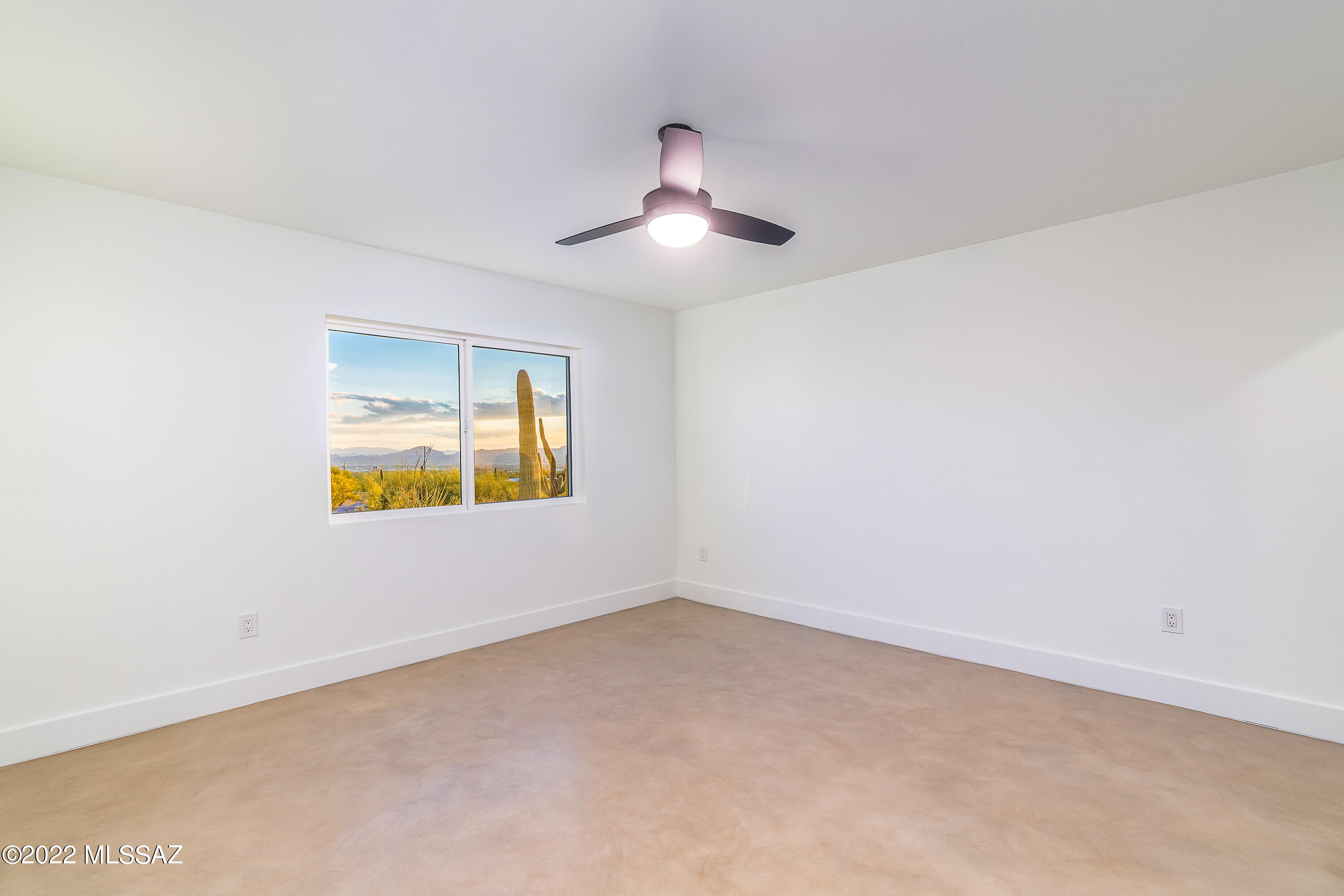 Shadow Roc (81-141) - Residential