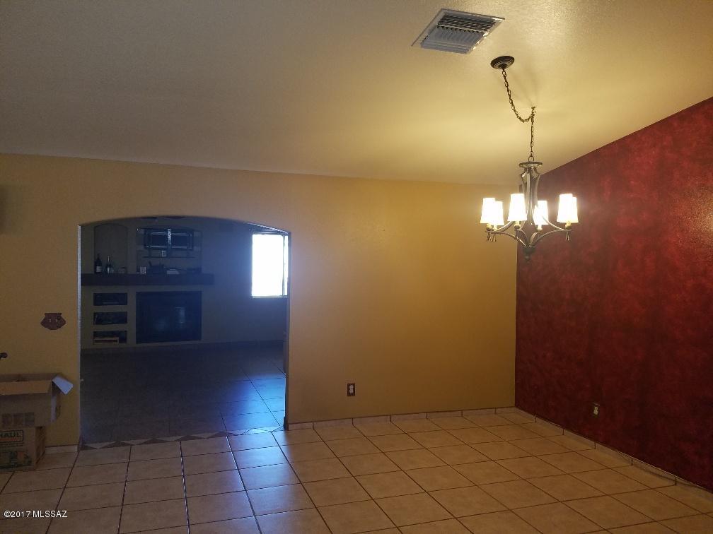 Mission West (1-370) - Residential