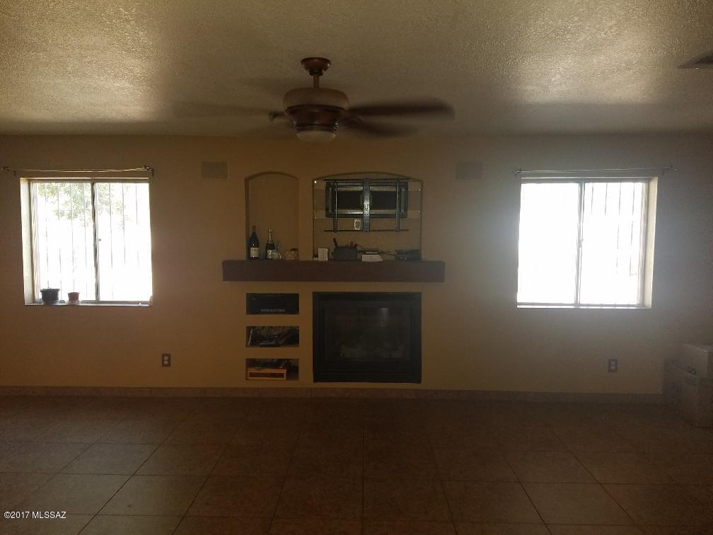 Mission West (1-370) - Residential