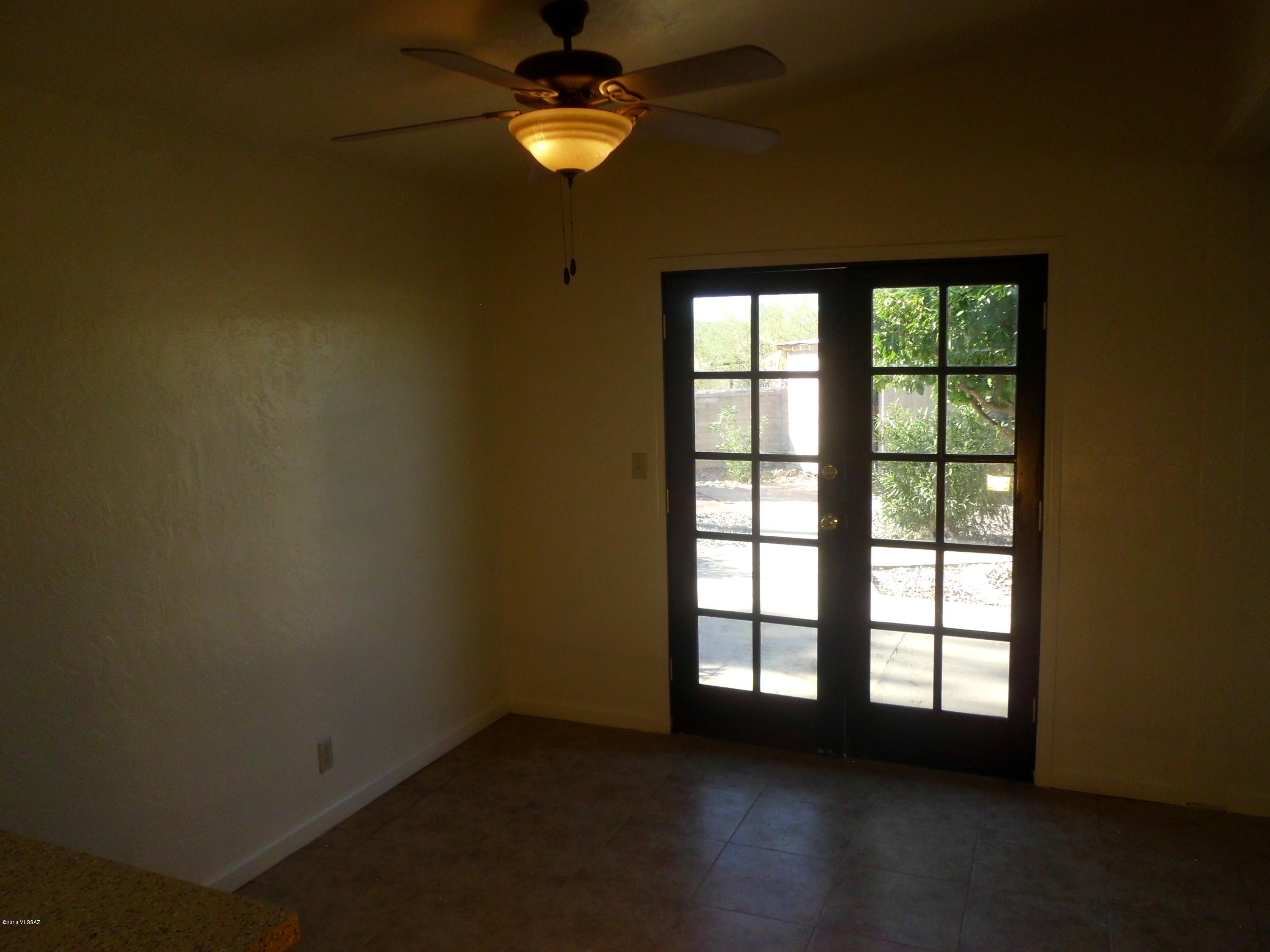 Pueblo Gardens - Residential