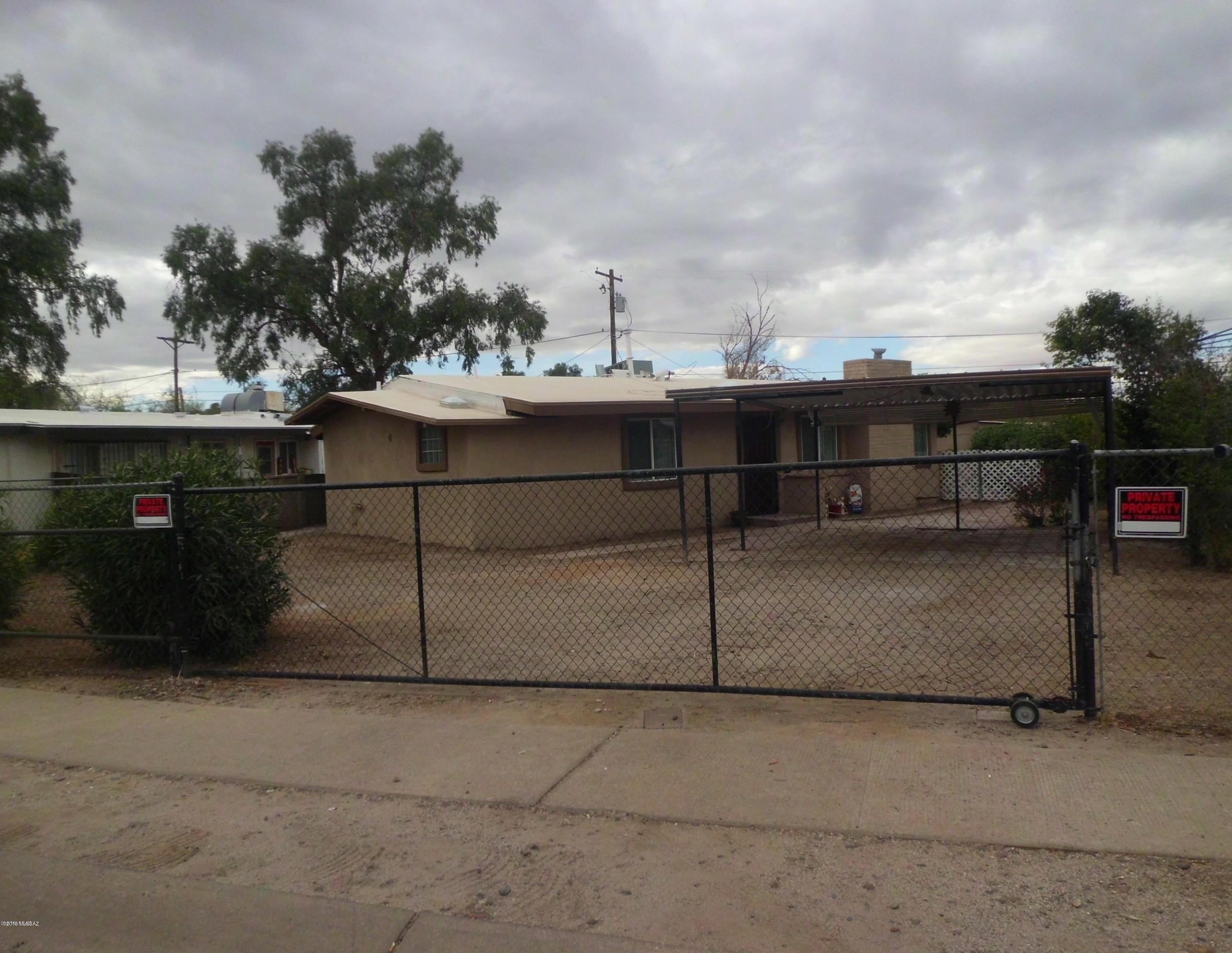 Pueblo Gardens - Residential