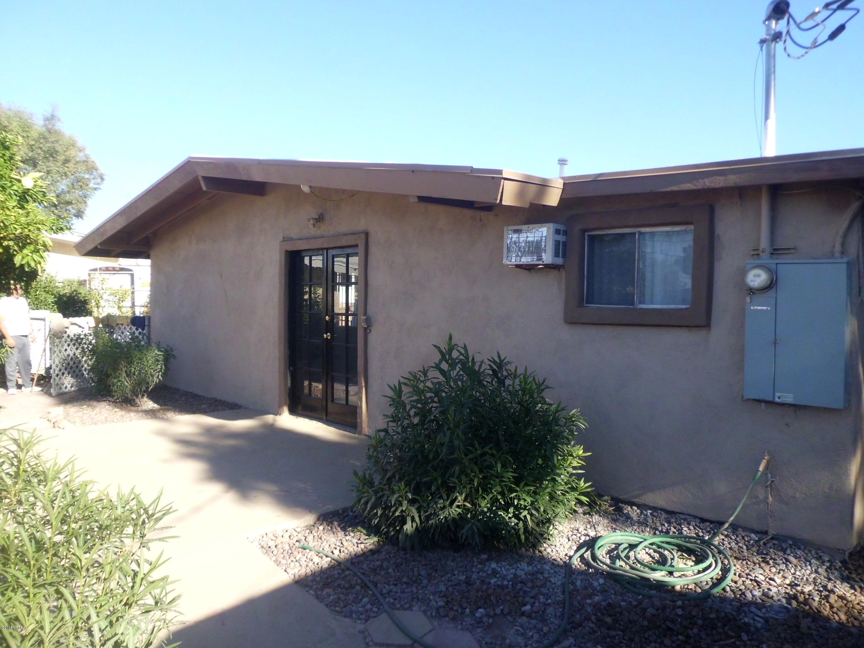 Pueblo Gardens - Residential