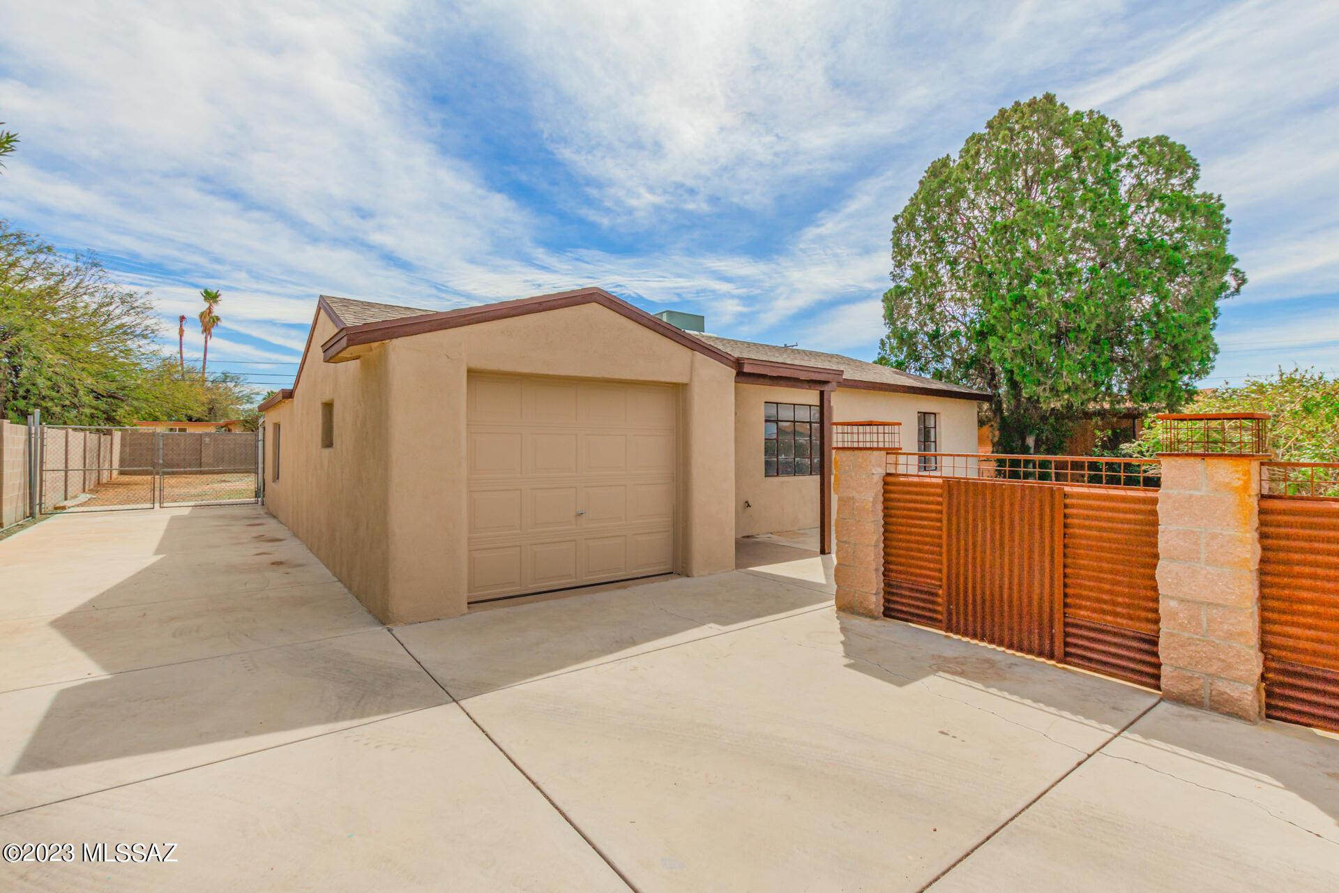 Country Club Park - Residential