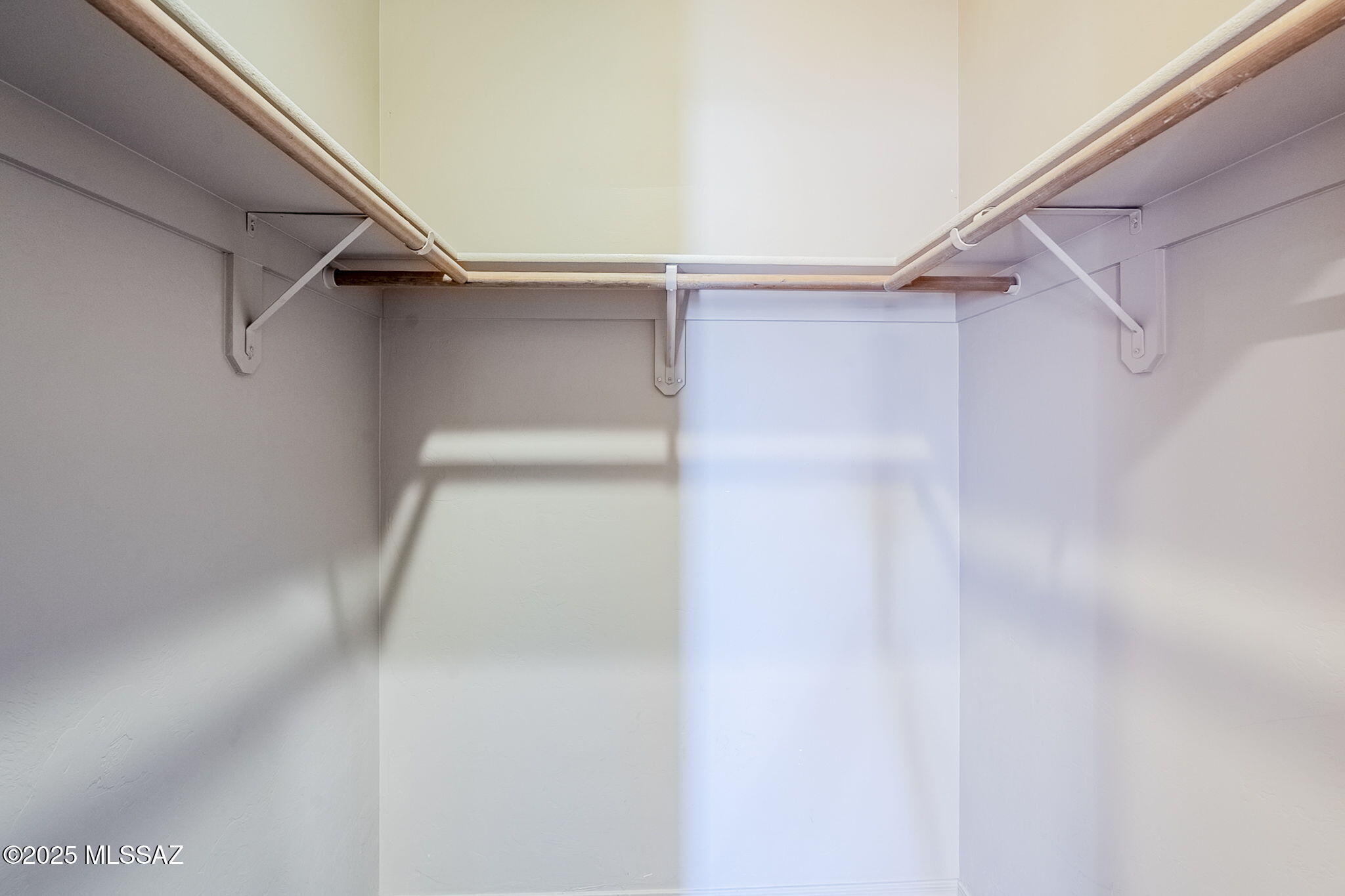 Dos Tiburones Townhouses (1-34) - Residential