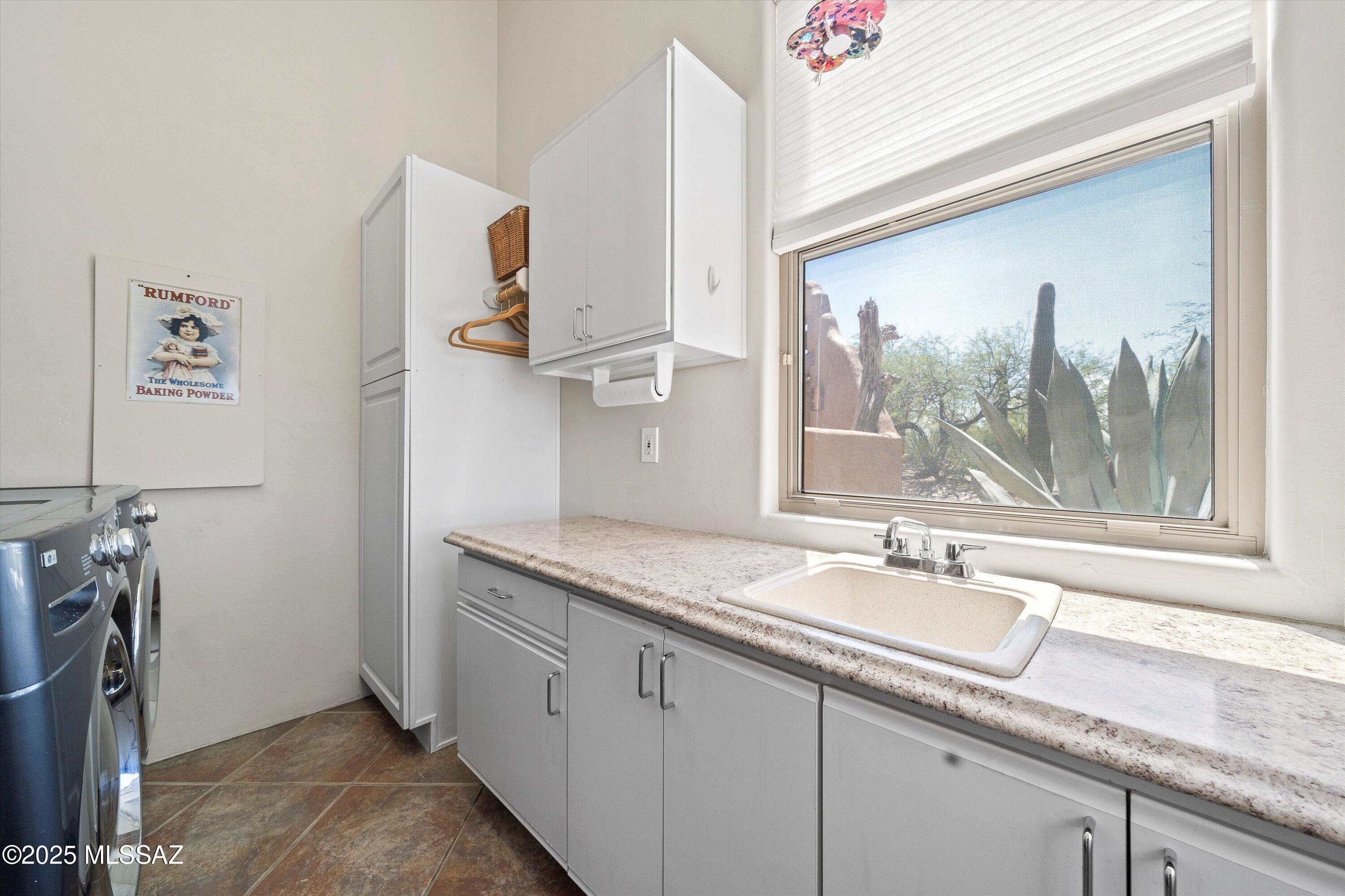 Coyote Creek (1-395) - Residential