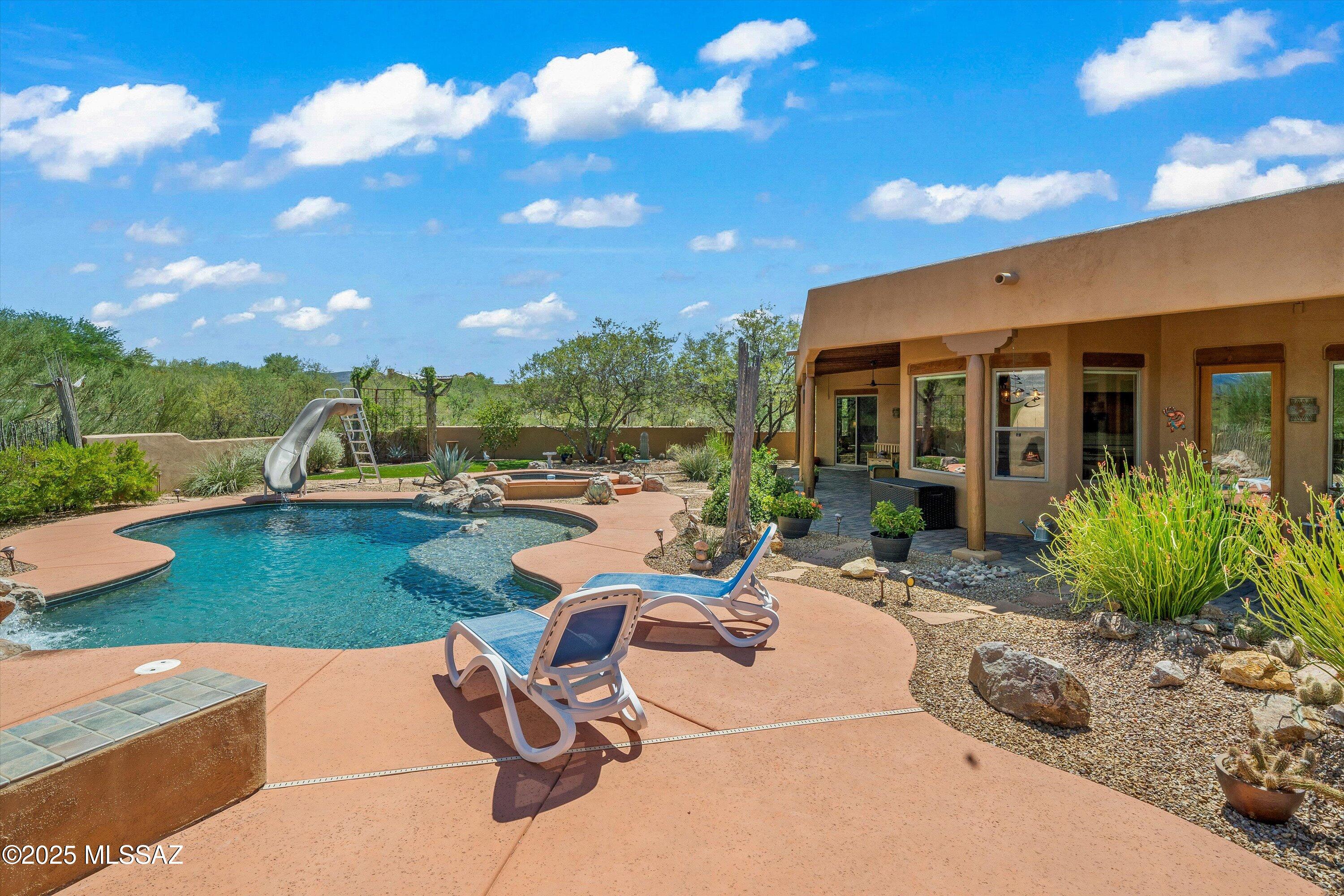 Coyote Creek (1-395) - Residential