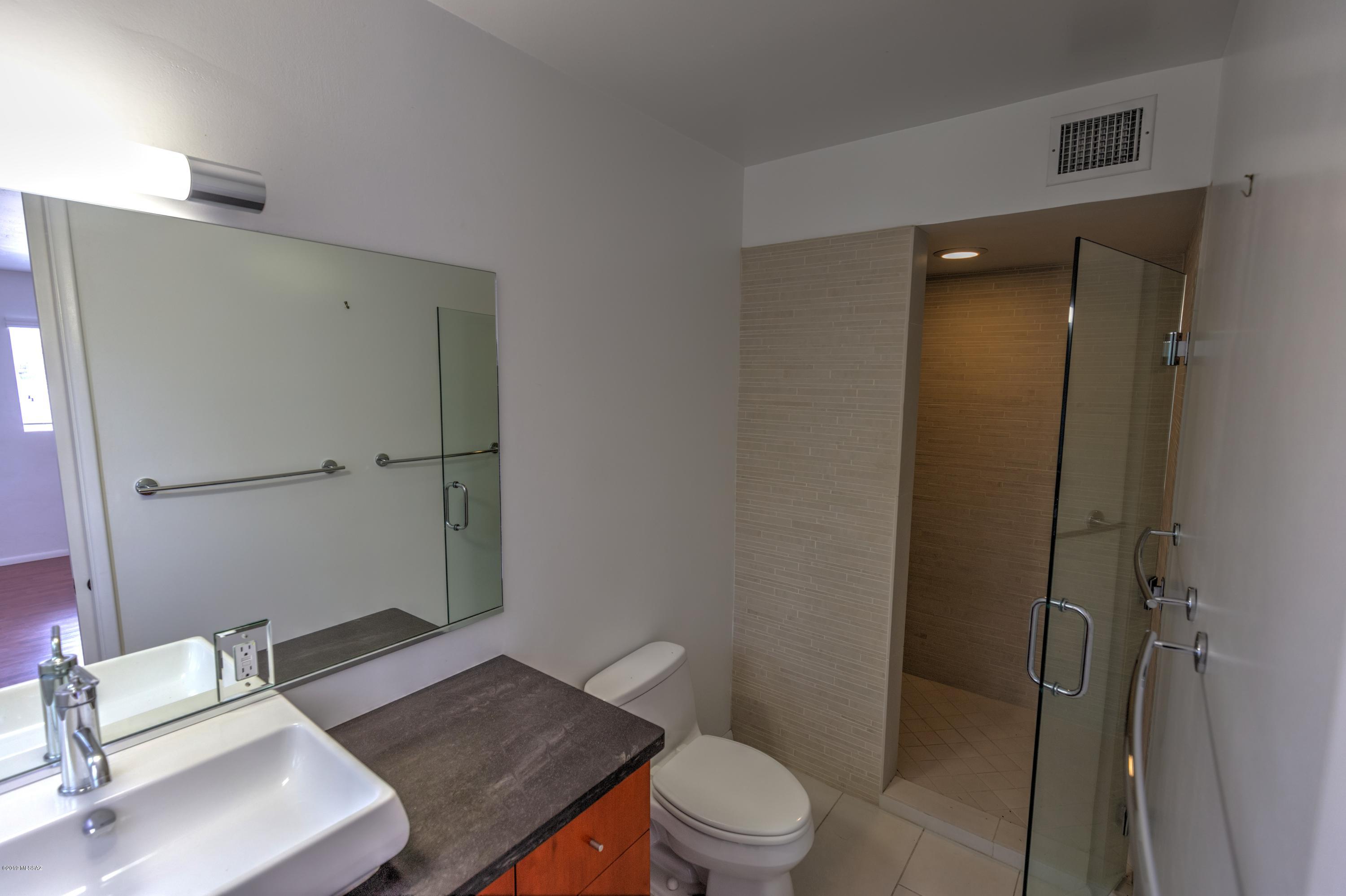 Catalina Vista - Residential Lease
